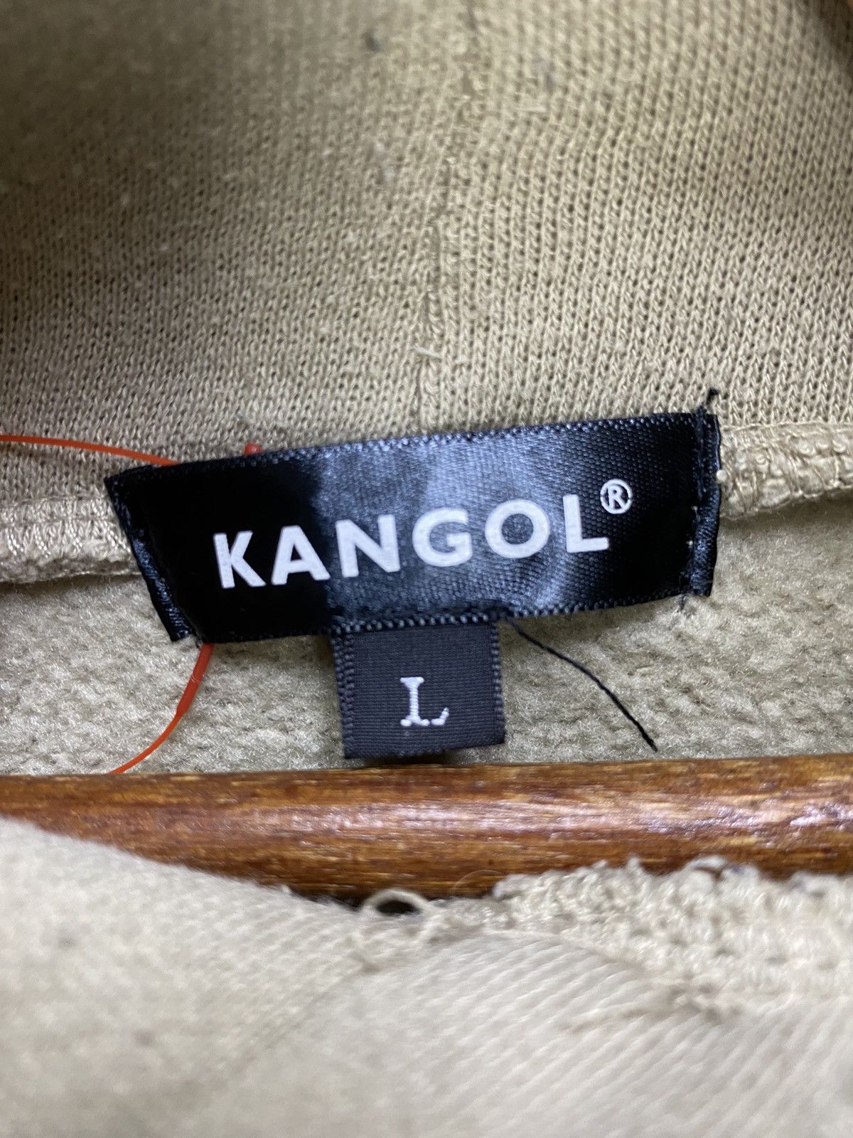 Kangol Vintage Kangol Hoodie Center Logo Beige Size Large Size US L / EU 52-54 / 3 - 8 Thumbnail