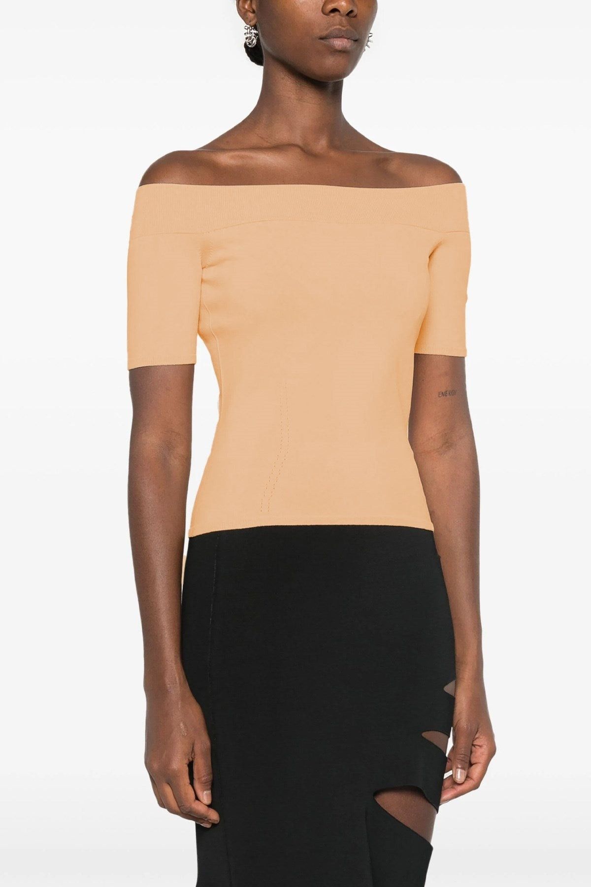 o1srvl11e0326 Off-The-Shoulder Knit Top in Pink