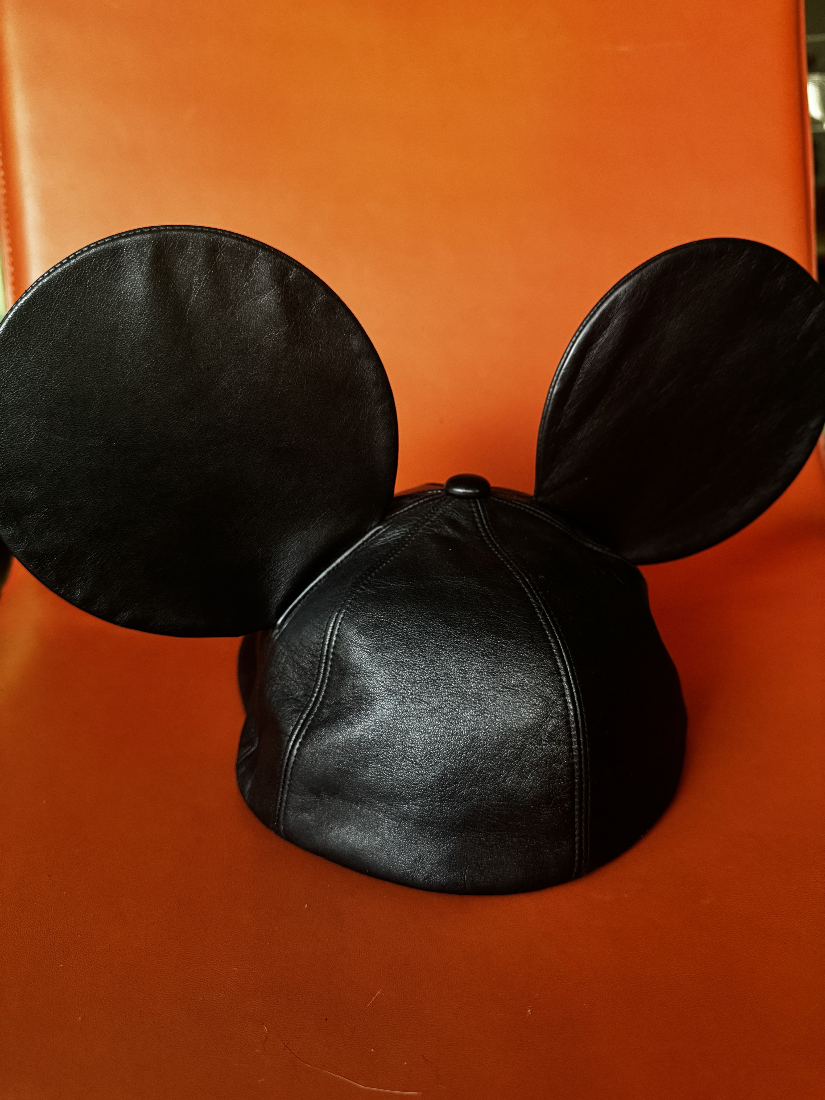 Comme des Garcons Homme Plus *Grailed* CDG HOMME PLUS AW13 MICKEY RUNWAY LEATHER CAP Size ONE SIZE - 12 Thumbnail
