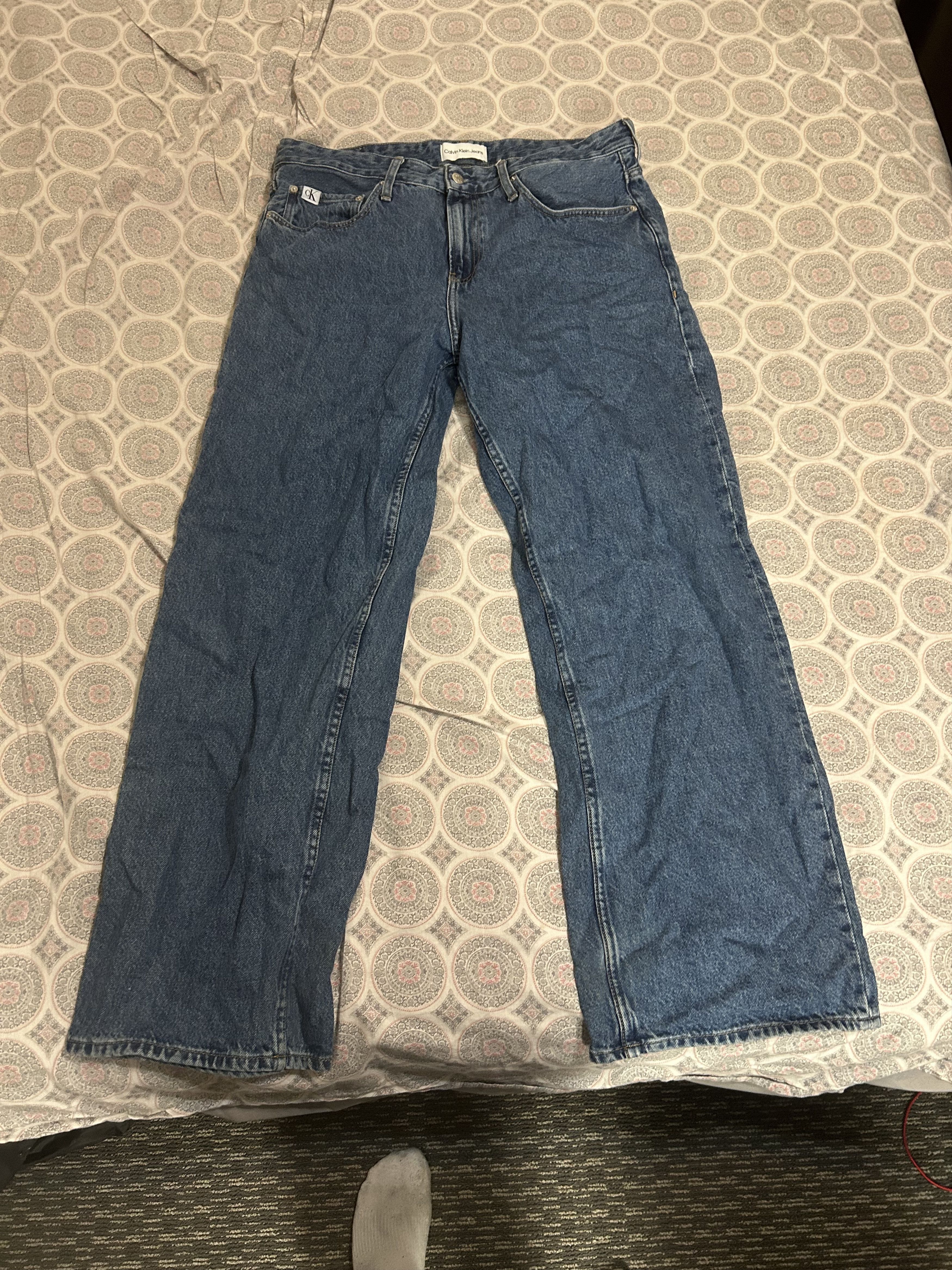 Calvin Klein Calvin Klein 90s Loose Fit Jeans W34 Tunisia Size US 34 / EU 50 - 1 Thumbnail