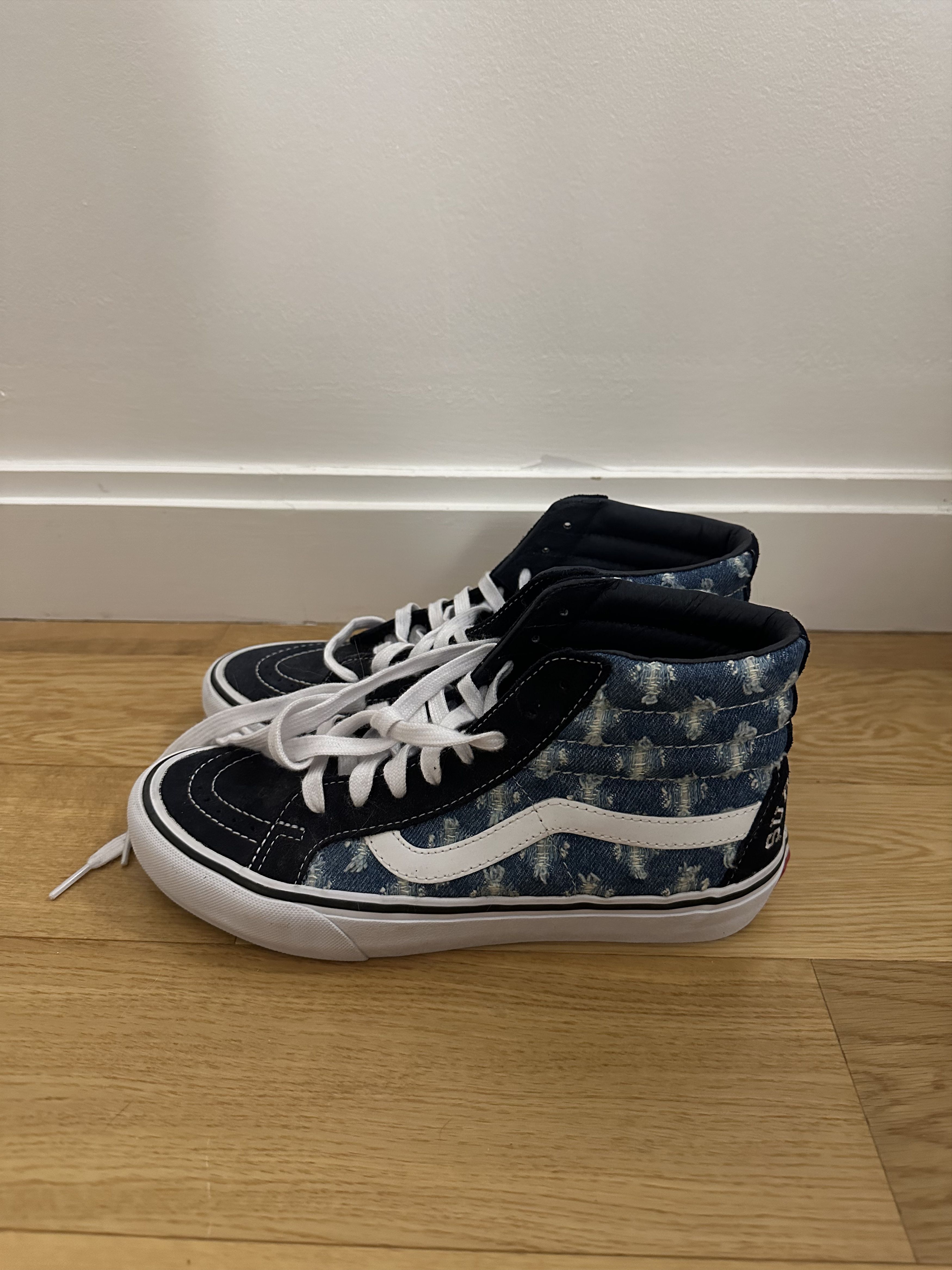 Supreme × Vans Sk8-Hi "Blue Hole Punch Denim" Size US 8 / EU 41 - 4 Thumbnail