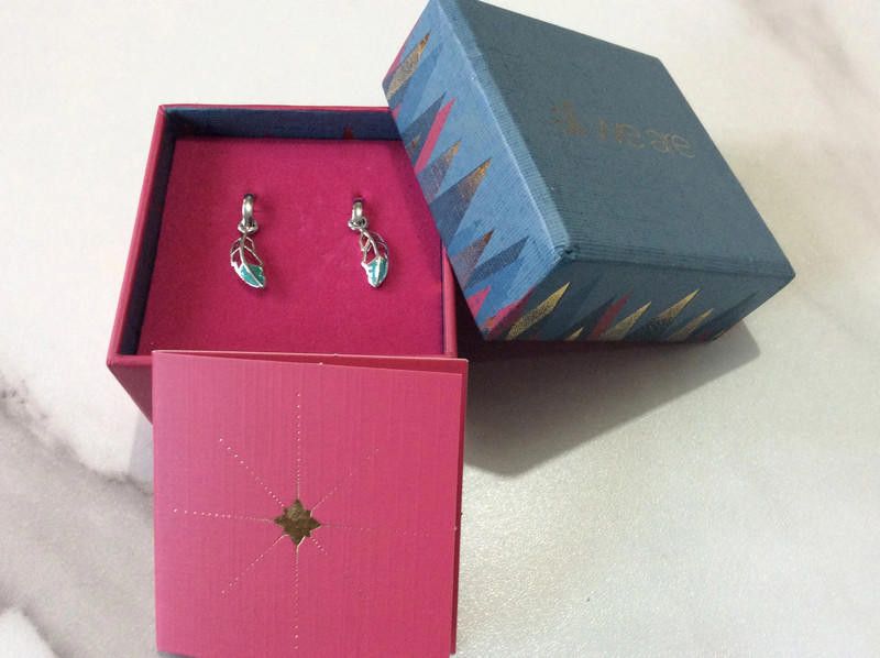 Designer Lovely earring for her leaves green earring Size ONE SIZE - 3 Thumbnail