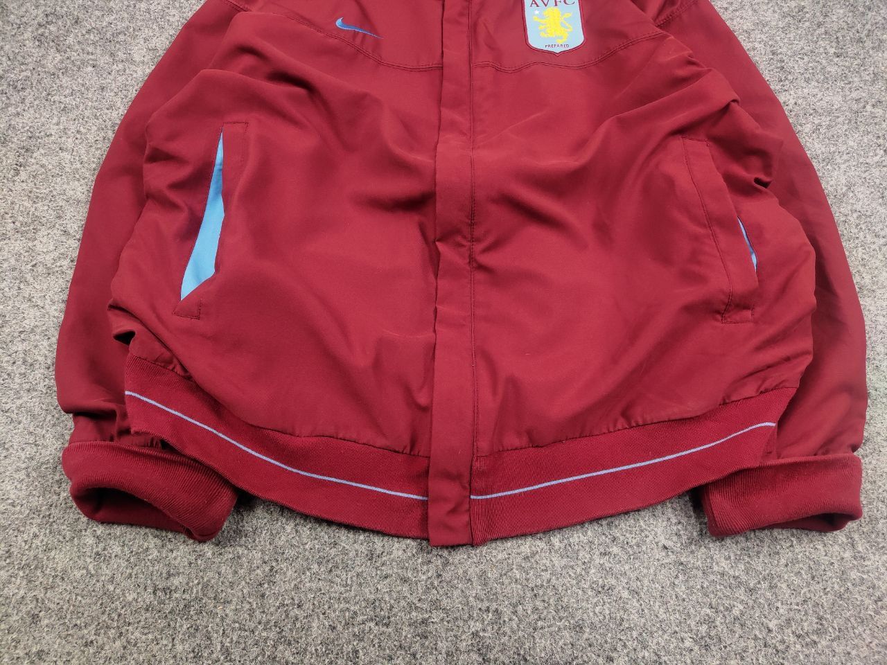 Nike Vintage Nike Aston Villa FC Soccer Track Jacket Size US L / EU 52-54 / 3 - 9 Thumbnail