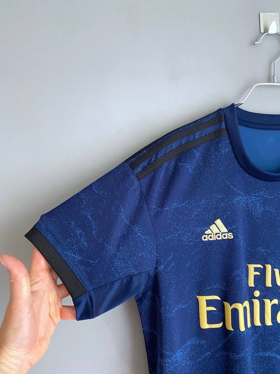 Adidas Real Madrid 2019/20 Away Football Shirt Soccer Jersey Size M Size US M / EU 48-50 / 2 - 8 Thumbnail