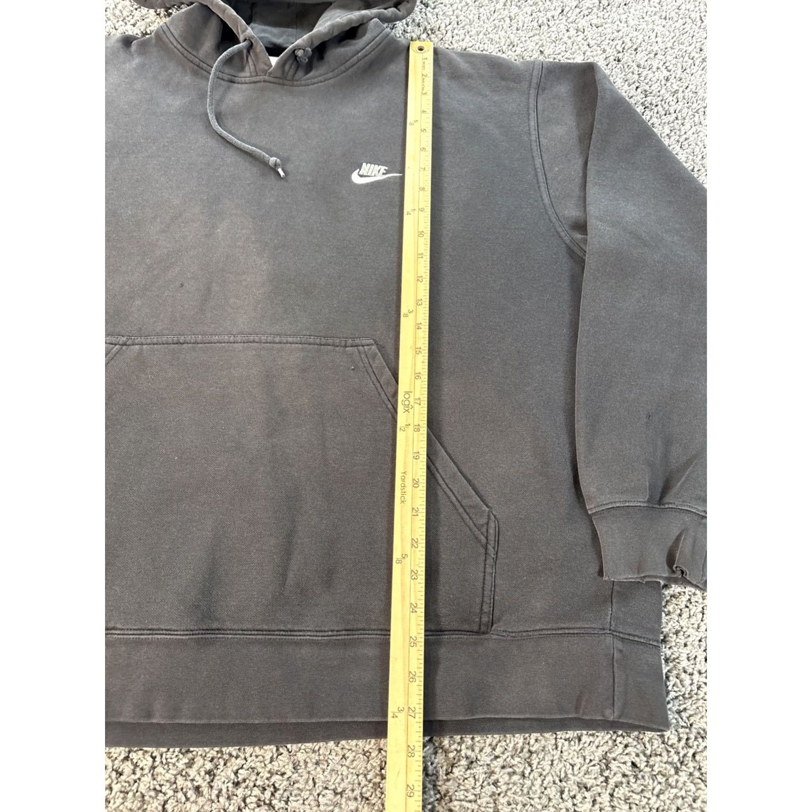 Nike VINTAGE Nike Hoodie Sweatshirt Men's XL Black Embroidered Silver Tag Pull Over Hooded Pockets Football Basketball Gym Sportswear Size US XL / EU 56 / 4 - 2 Thumbnail