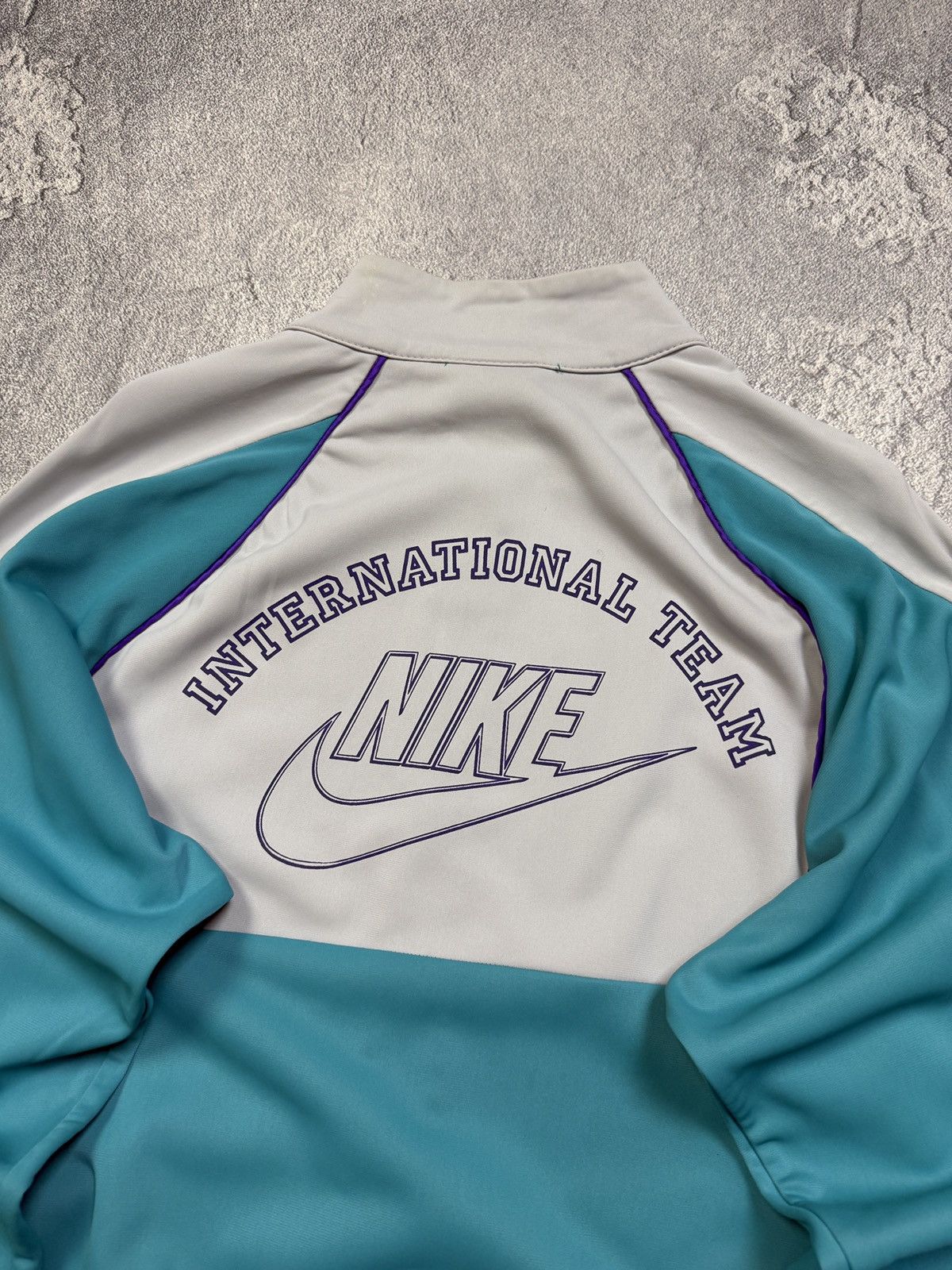 Nike Vintage Nike Track Jacket Big Logo Size US L / EU 52-54 / 3 - 14 Thumbnail