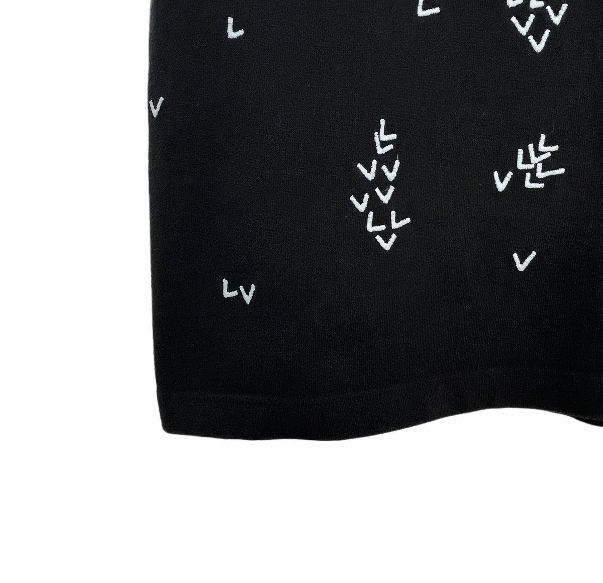 Louis Vuitton Louis Vuitton Black Printed T-Shirt K26WX Size S / US 4 / IT 40 - 4 Thumbnail