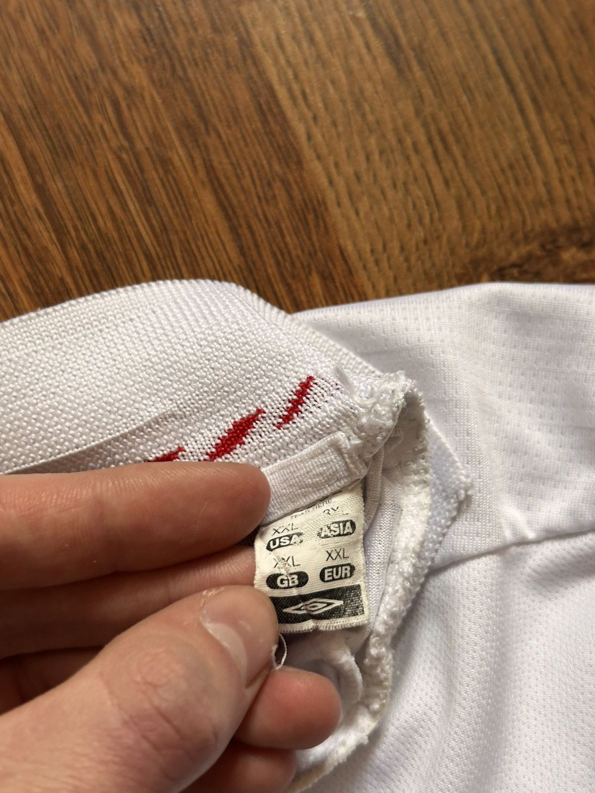 Umbro Vintage Umbro England Home Jersey 2007/09 - 3 Lions -Archive Size US XXL / EU 58 / 5 - 4 Thumbnail