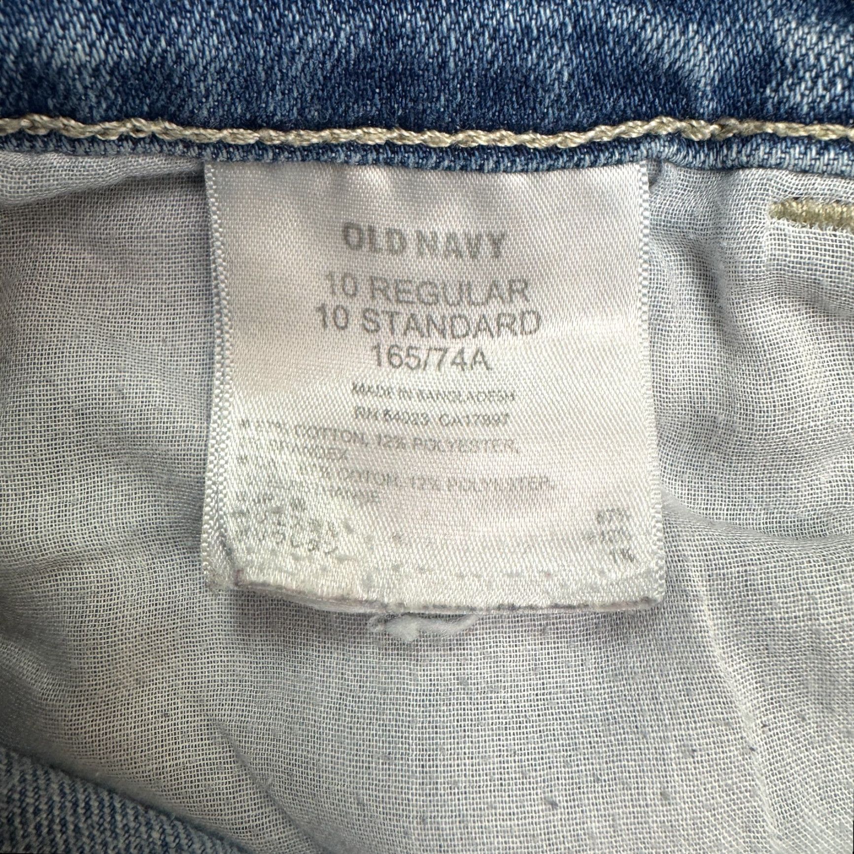 Old Navy Old Navy Denim Shorts Women 10 Blue Medium Wash Cut-Off 5-Pocket Regular Rise Womens Size 32" / US 10 / IT 46 - 6 Thumbnail