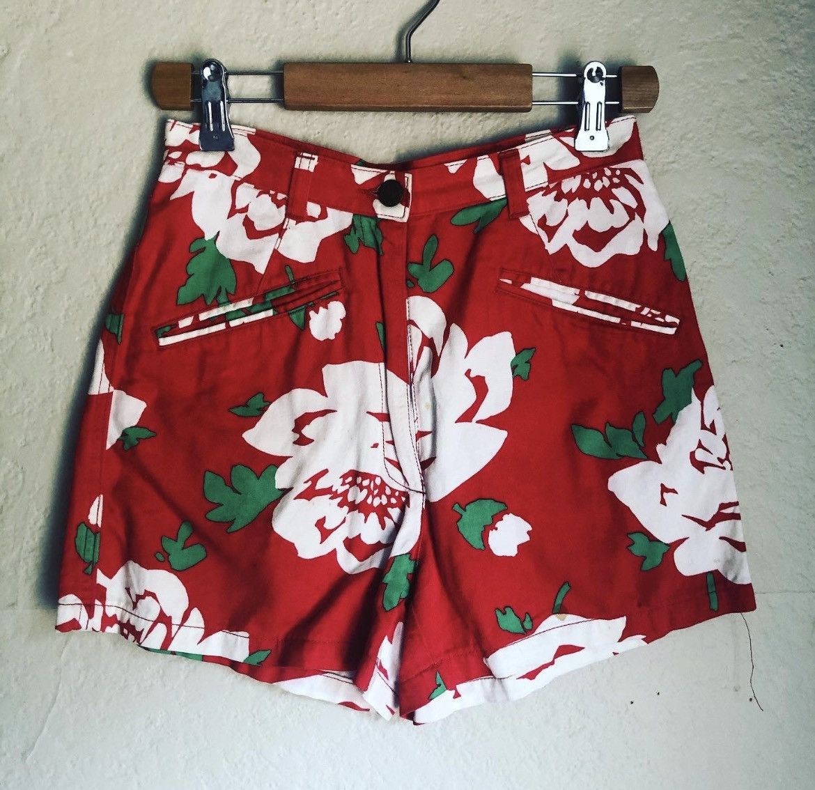 Moschino × Vintage Vintage Moschino Shorts Size 26" / US 2 / IT 38 - 2 Thumbnail