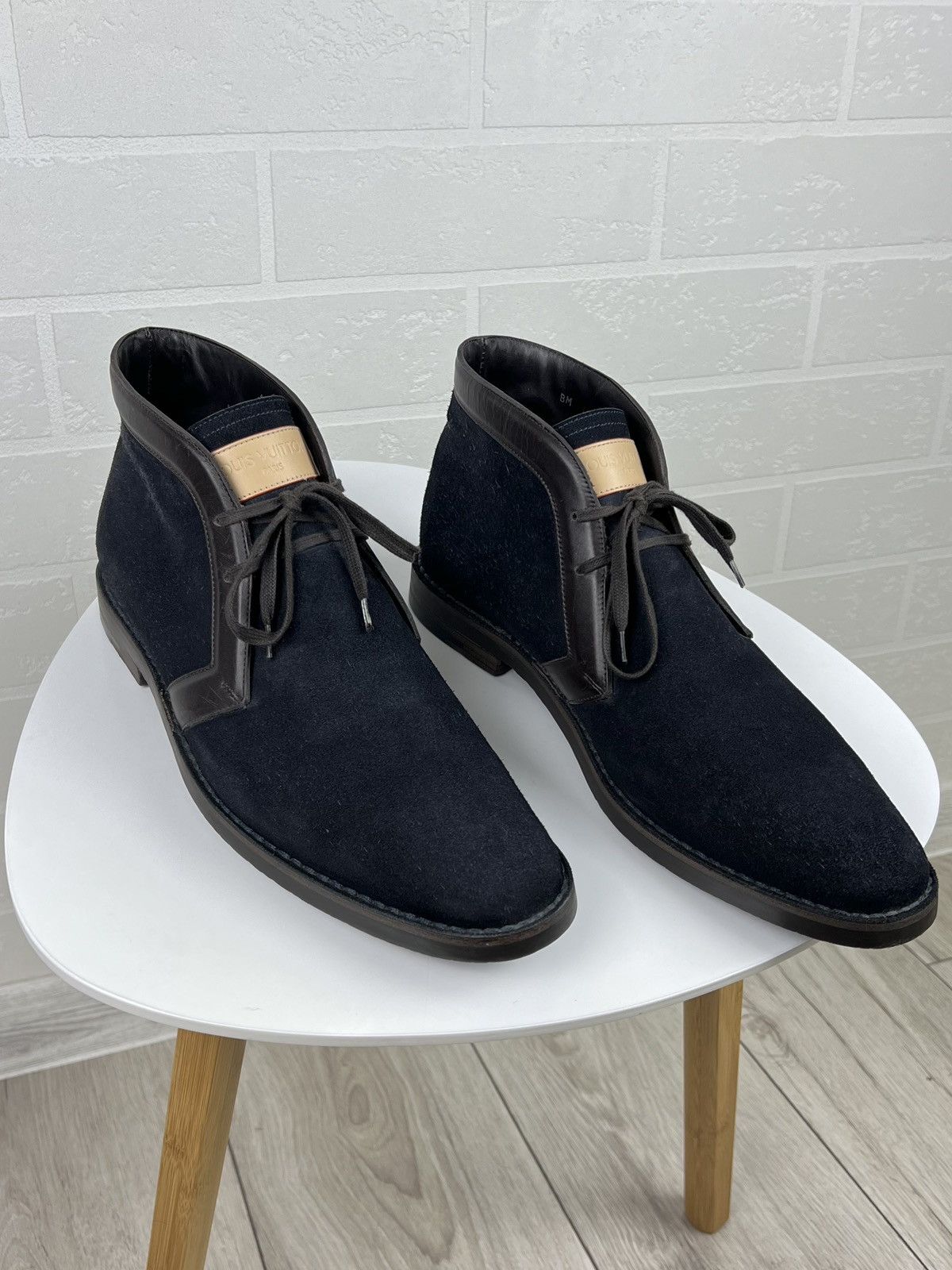 Louis Vuitton LOUIS VUITTON Boots Chukka Suede Leather Lace Up Shoes Logo Size US 8.5 / EU 41-42 - 2 Thumbnail