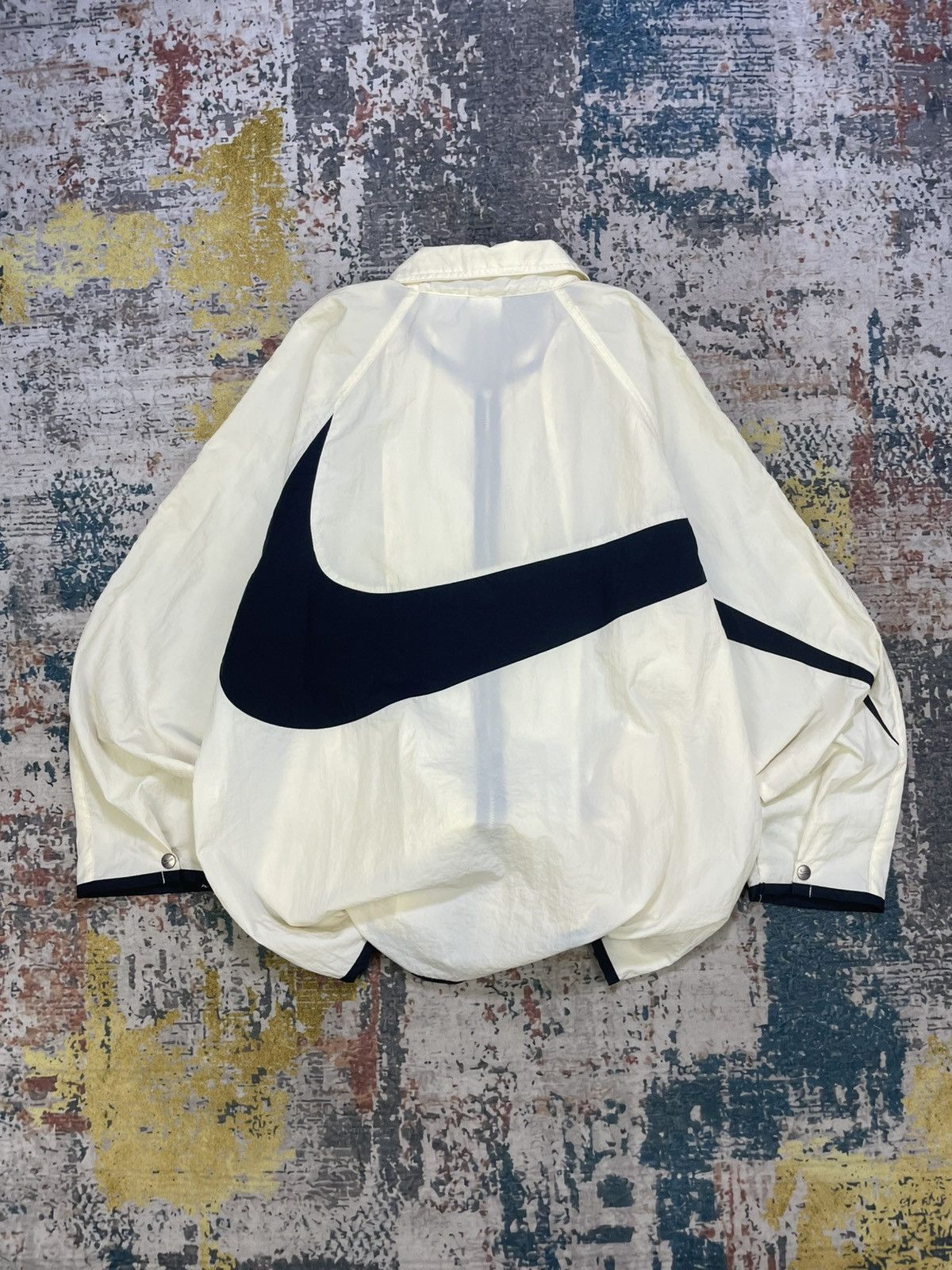 Nike Vtg 90s Nike Big Swoosh Nylon Windbreaker Jacket Size US XL / EU 56 / 4 - 2 Thumbnail