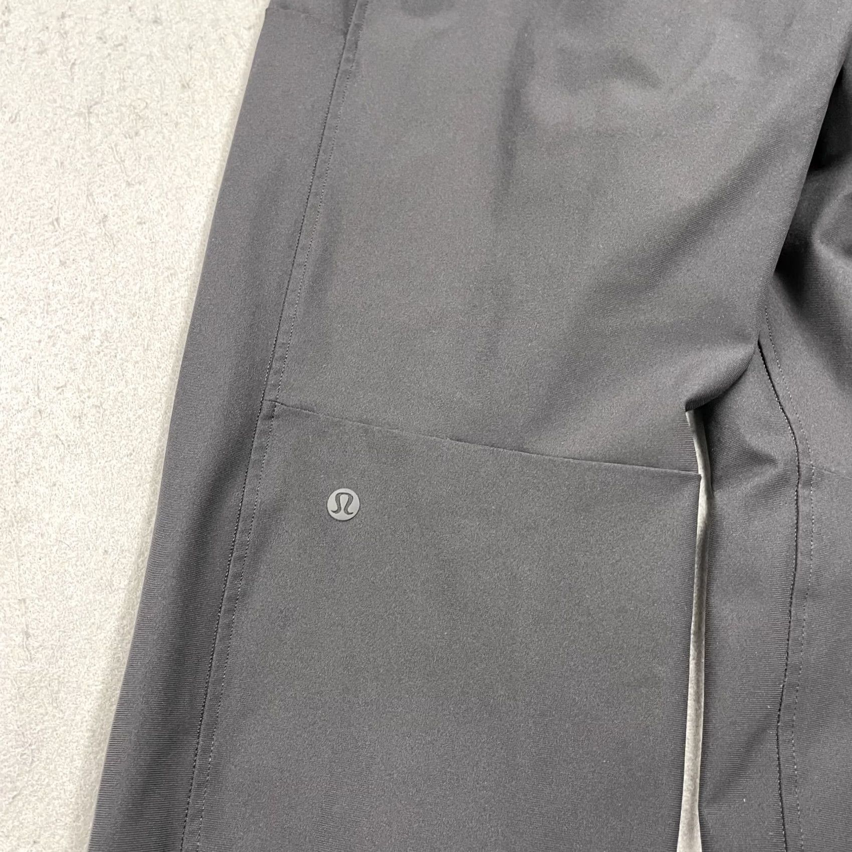 Lululemon Lululemon ABC Jogger Pants M Black Athletic 30 Inseam Slim Tapered Gym Workout Pockets Elastic Waist Men Size US 31 - 6 Thumbnail
