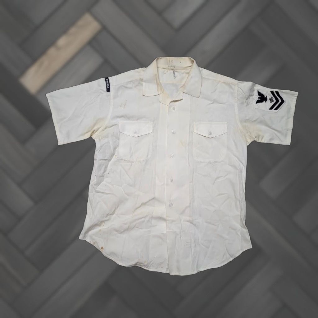 Vintage VINTAGE USN uniform shirt USS PINTADO submarine L white PATCHES military navy Shirt Mens L White Patches Navy 1940s 50s 60s Size US L / EU 52-54 / 3 - 1 Thumbnail