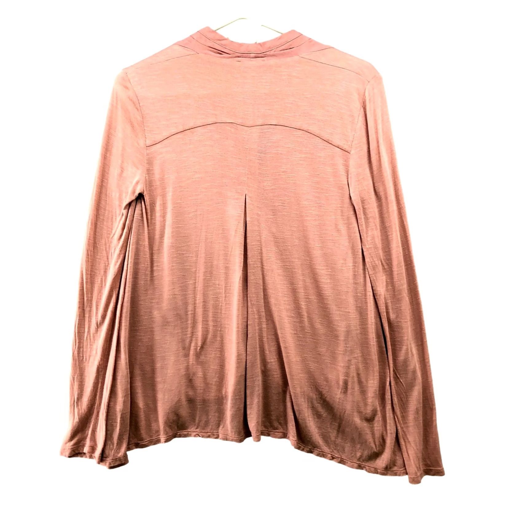 Lucky Brand Lucky Brand Long Sleeve Top Womens XS Pink V-neck Button Front Rayon High Low Blouse Shirt Knit White? Size XS / US 0-2 / IT 36-38 - 2 Thumbnail