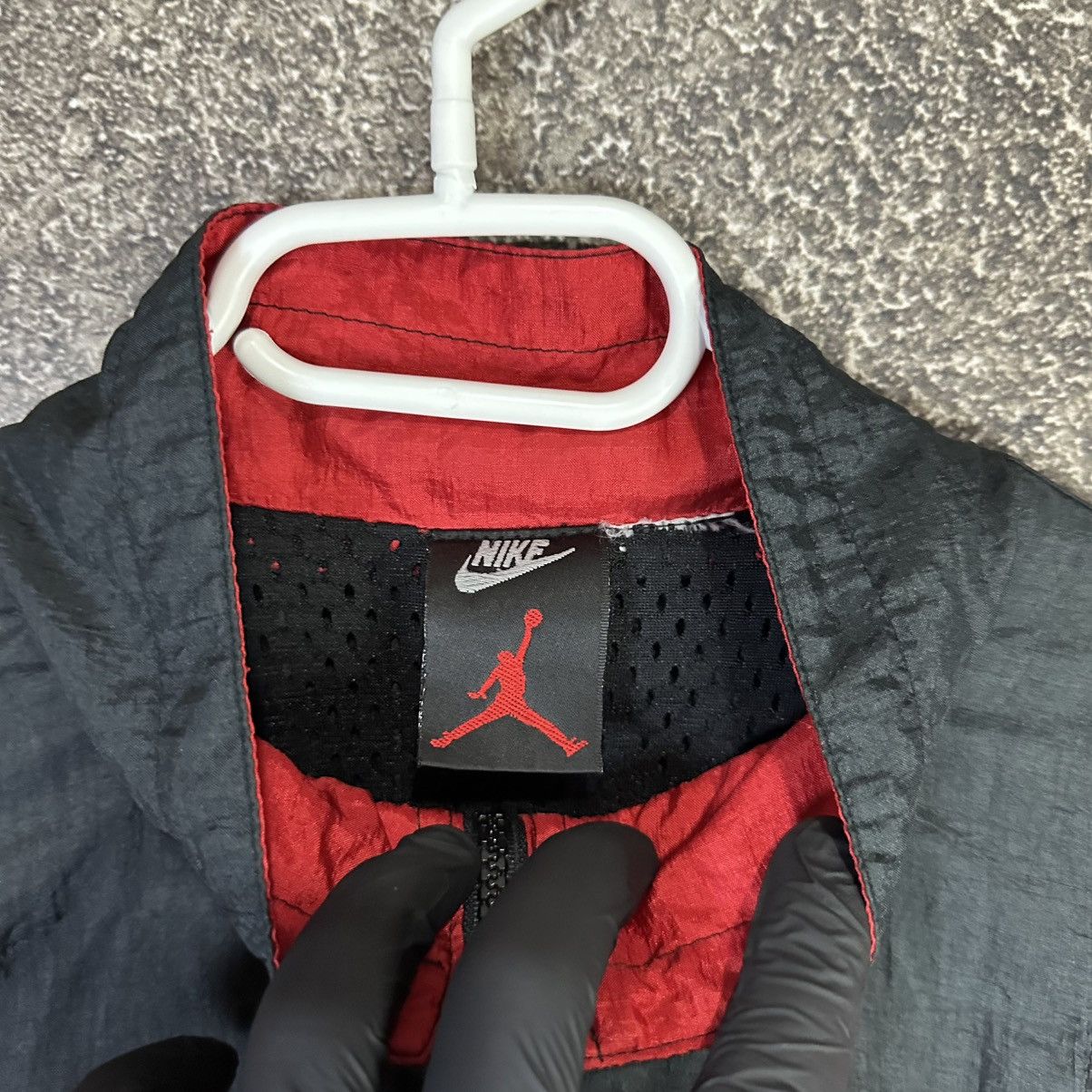 Nike Vintage Very Rare Nike x Jordan Track Jacket Size M / US 6-8 / IT 42-44 - 12 Thumbnail