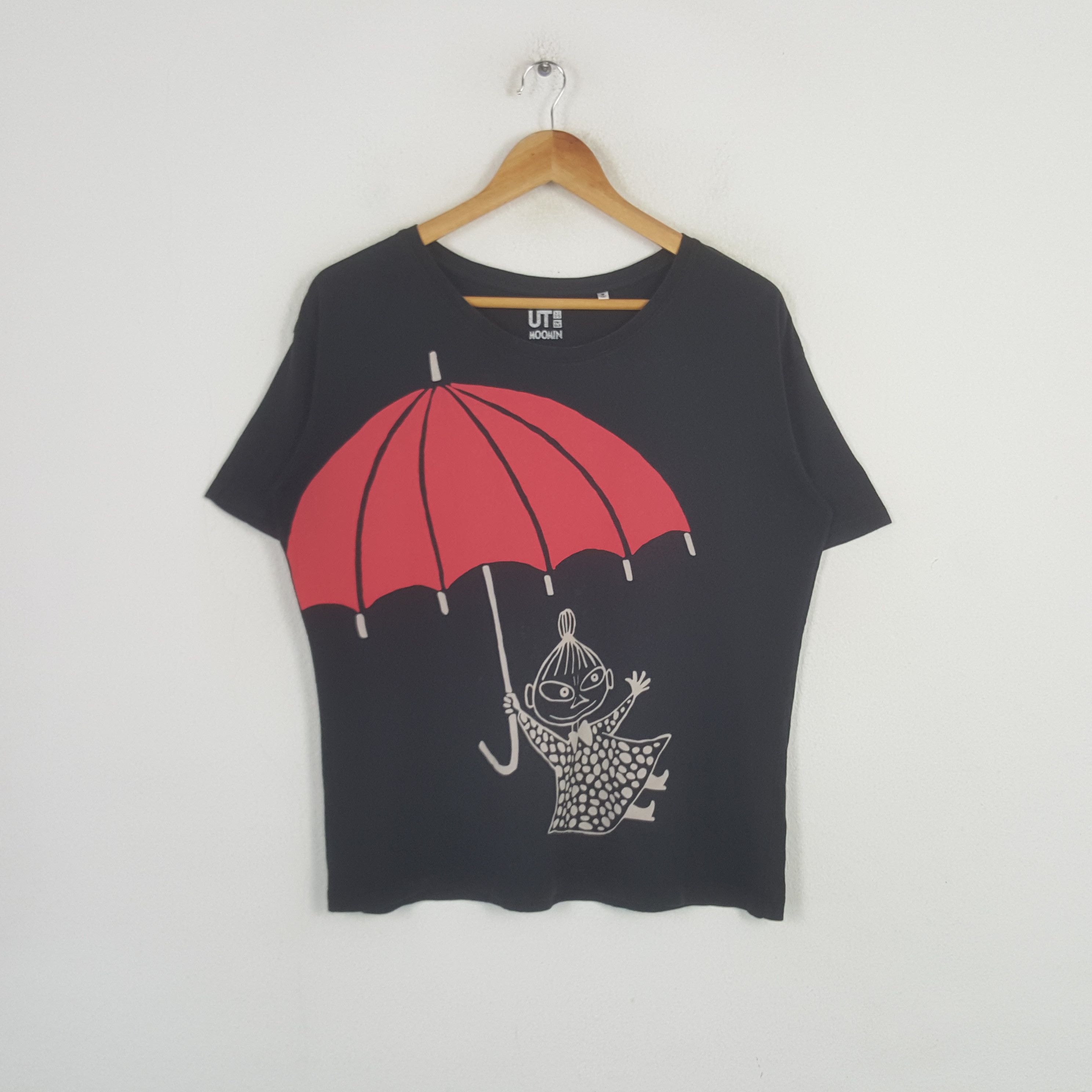 Uniqlo Vintage Moomin X Uniqlo Comic Cartoon Character Tshirt RR18 Size US L / EU 52-54 / 3 - 1 Thumbnail
