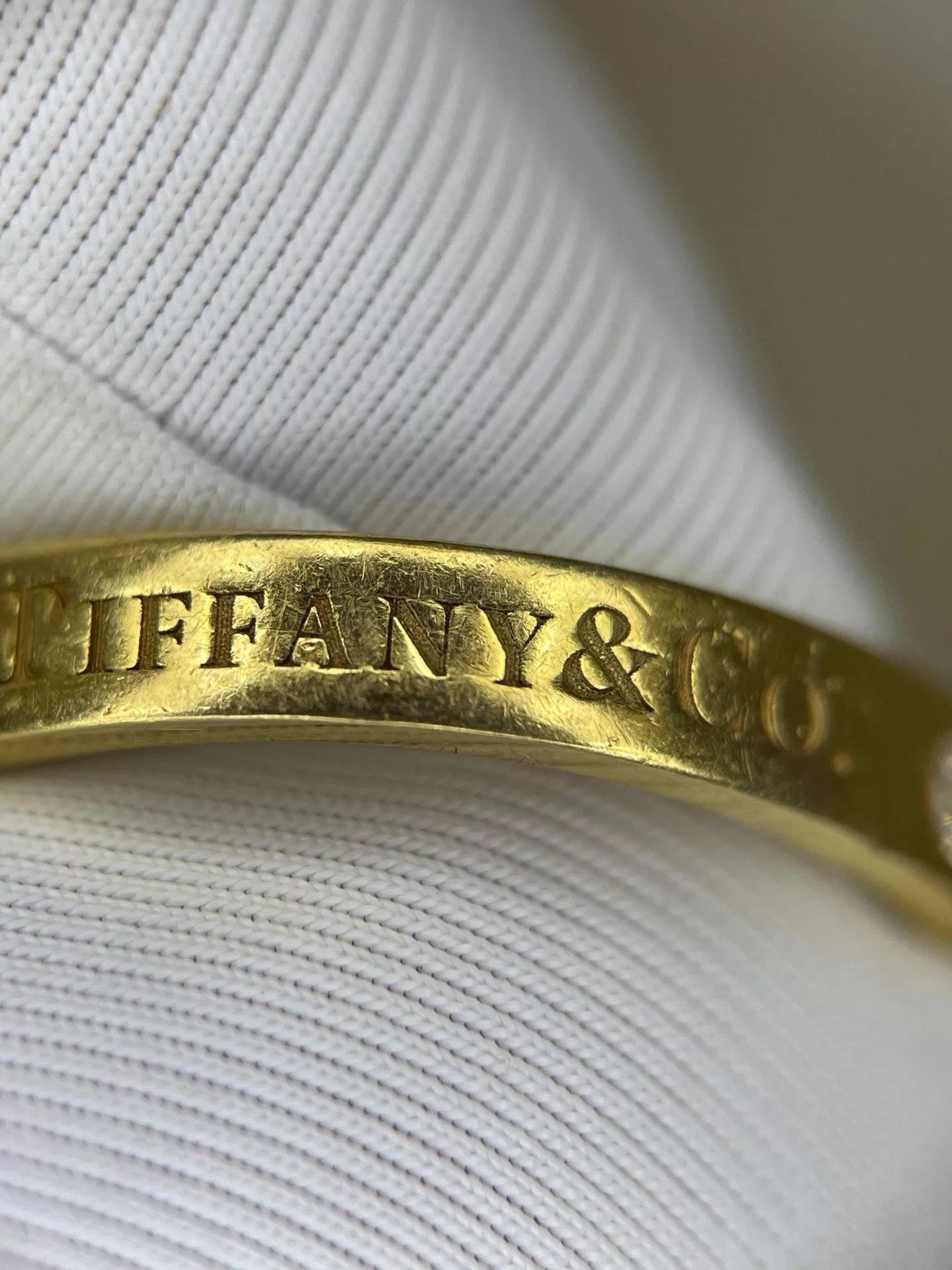 Tiffany & Co. Tiffany Gold Narrow 3-Diamond Initial Ring 49 No Accs Size ONE SIZE - 8 Thumbnail