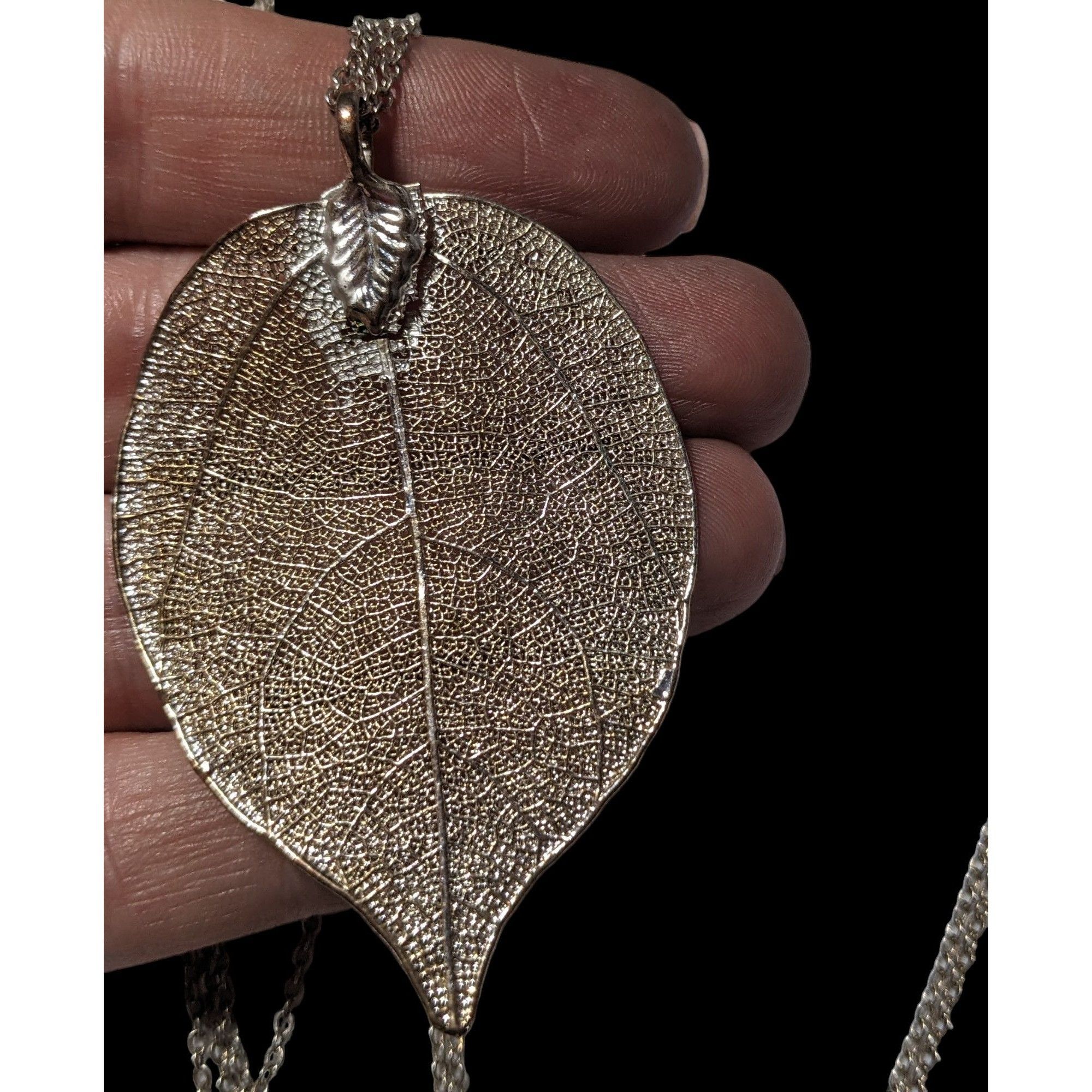 Other Vintage Silver Electroplated Leaf Necklace Size ONE SIZE - 3 Thumbnail