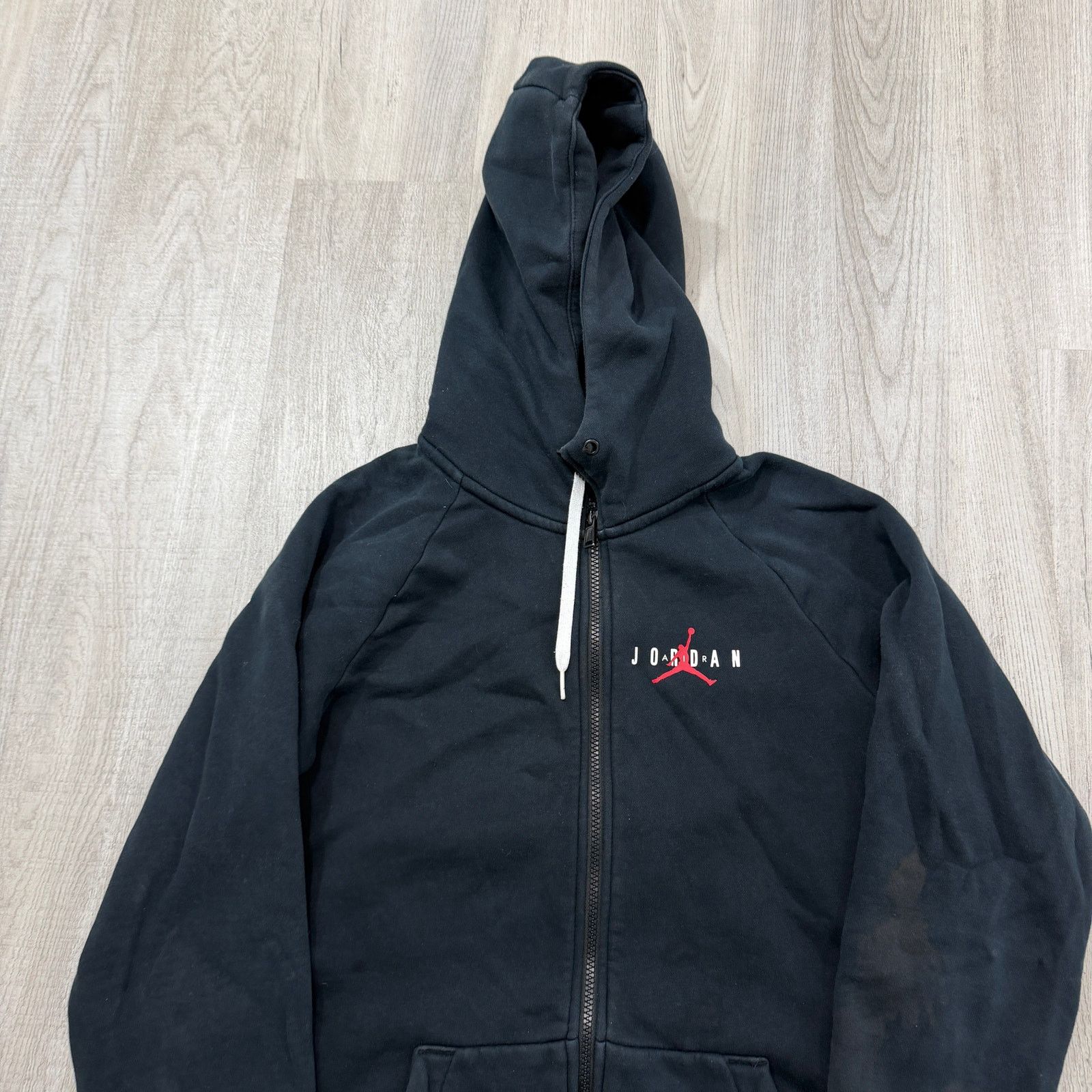 Jordan Brand Air Jordan Hoodie Men's Small Black Red Fill Zip Sweatshirt Size US S / EU 44-46 / 1 - 2 Thumbnail