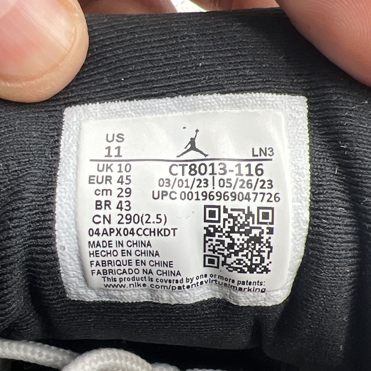 Jordan Brand Air Jordan 12 Cherry Size US 11 / EU 44 - 9 Thumbnail