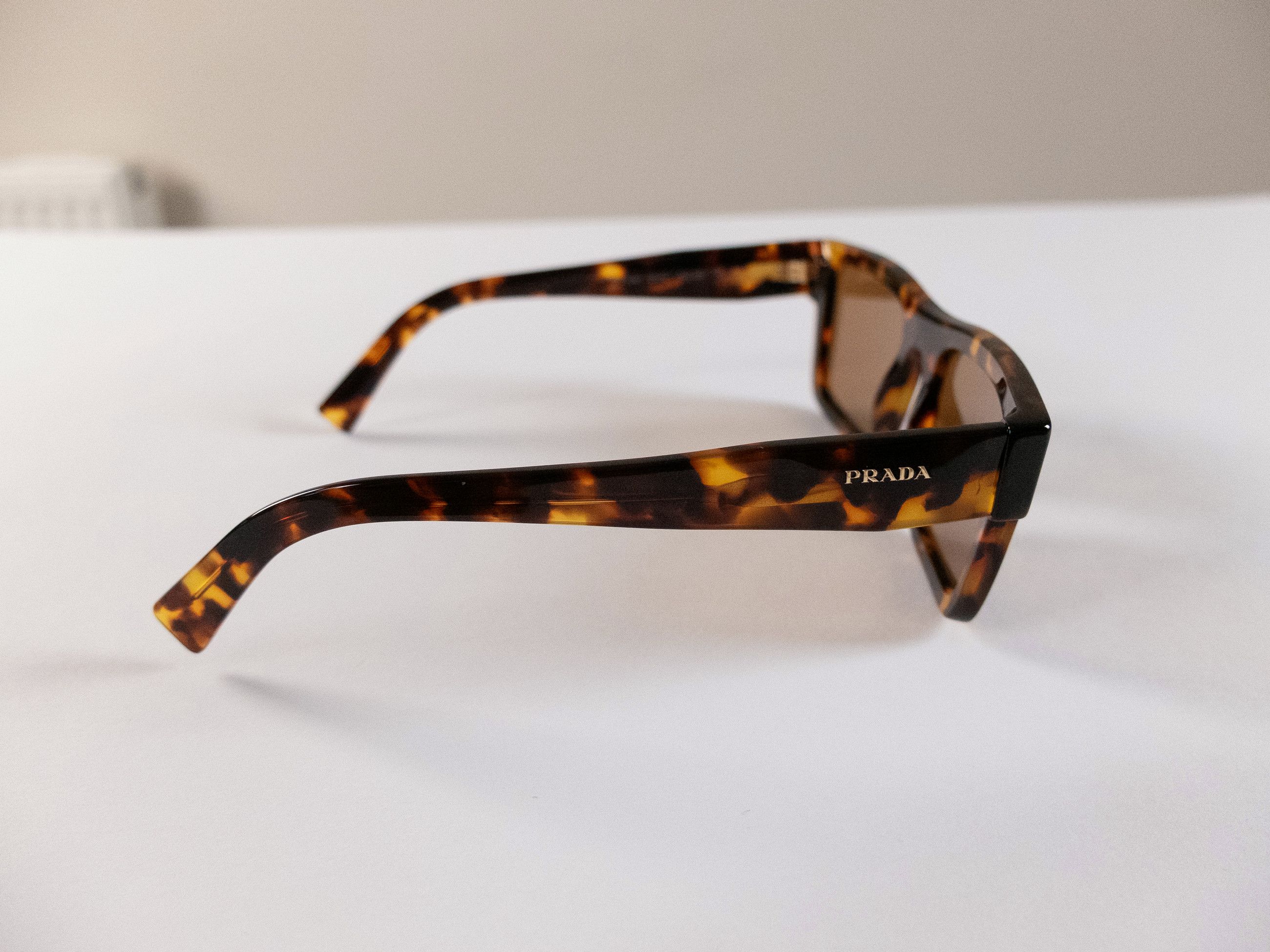 Prada PRADA brown tortoise shell square frame sunglasses Italy Size ONE SIZE - 5 Thumbnail