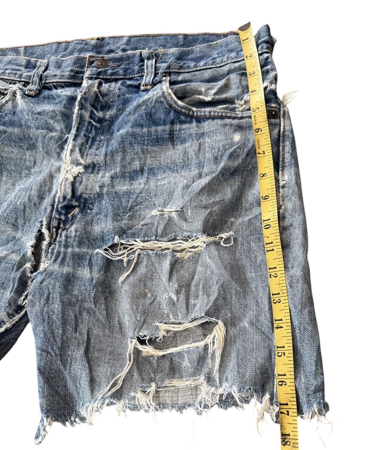 Levi's Vintage Clothing Vintage Levi's 501 Big E Talon Short Size US 33 - 8 Thumbnail
