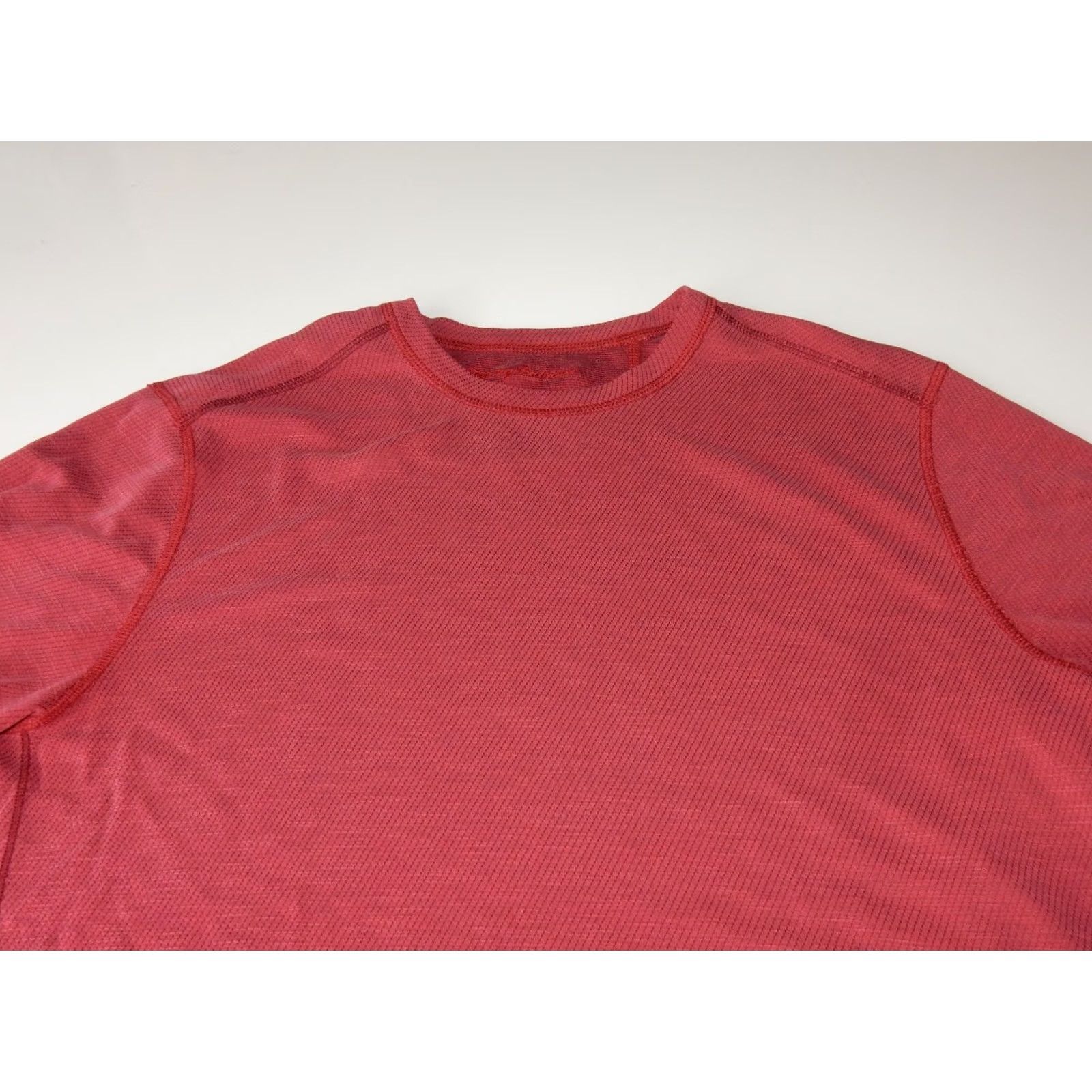 Tommy Bahama Tommy Bahama T-Shirt Men's Reversible Short Sleeve Size L Red Size US L / EU 52-54 / 3 - 3 Thumbnail