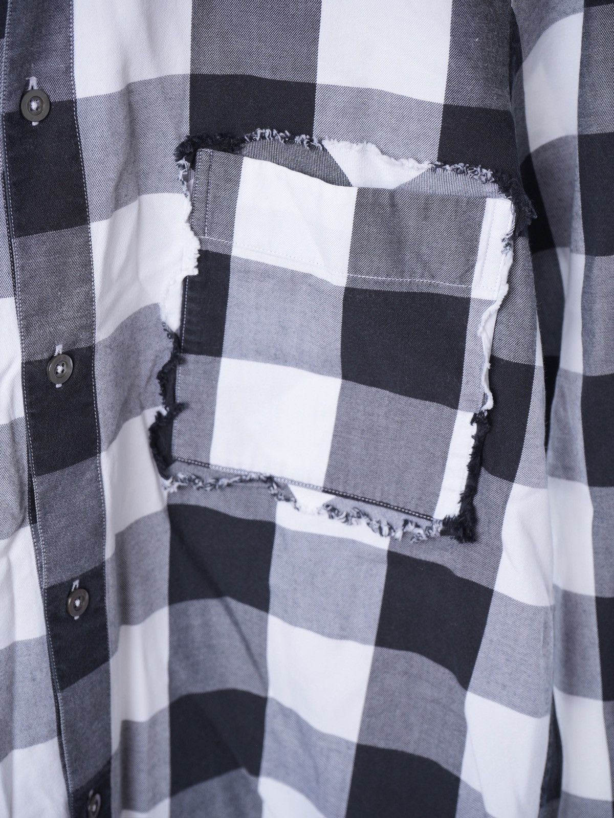 Alexander McQueen Alexander McQueen Button Down Shirt MCQ Logo One Pocket Size US S / EU 44-46 / 1 - 3 Thumbnail