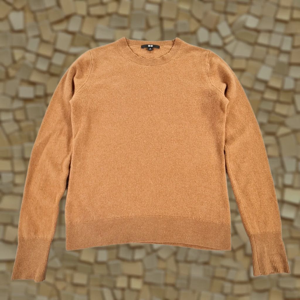 Uniqlo VINTAGE? Uniqlo Womens Jumper Brown XS Cashmere Crew Neck Knit Pullover Size XS / US 0-2 / IT 36-38 - 1 Thumbnail