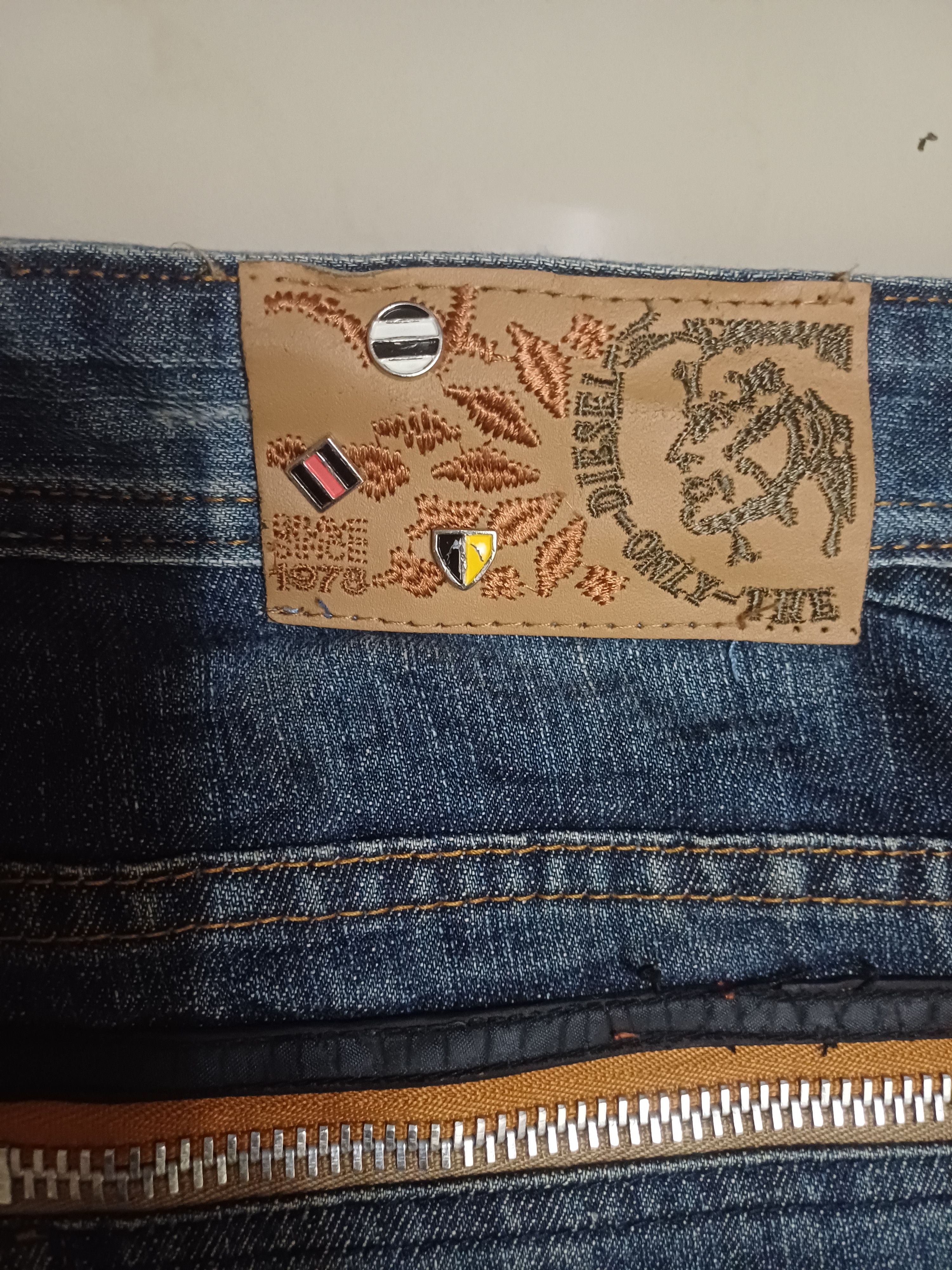 Diesel Superb loose DIESEL Jeans.. dragon on back poket Size US 34 / EU 50 - 11 Thumbnail