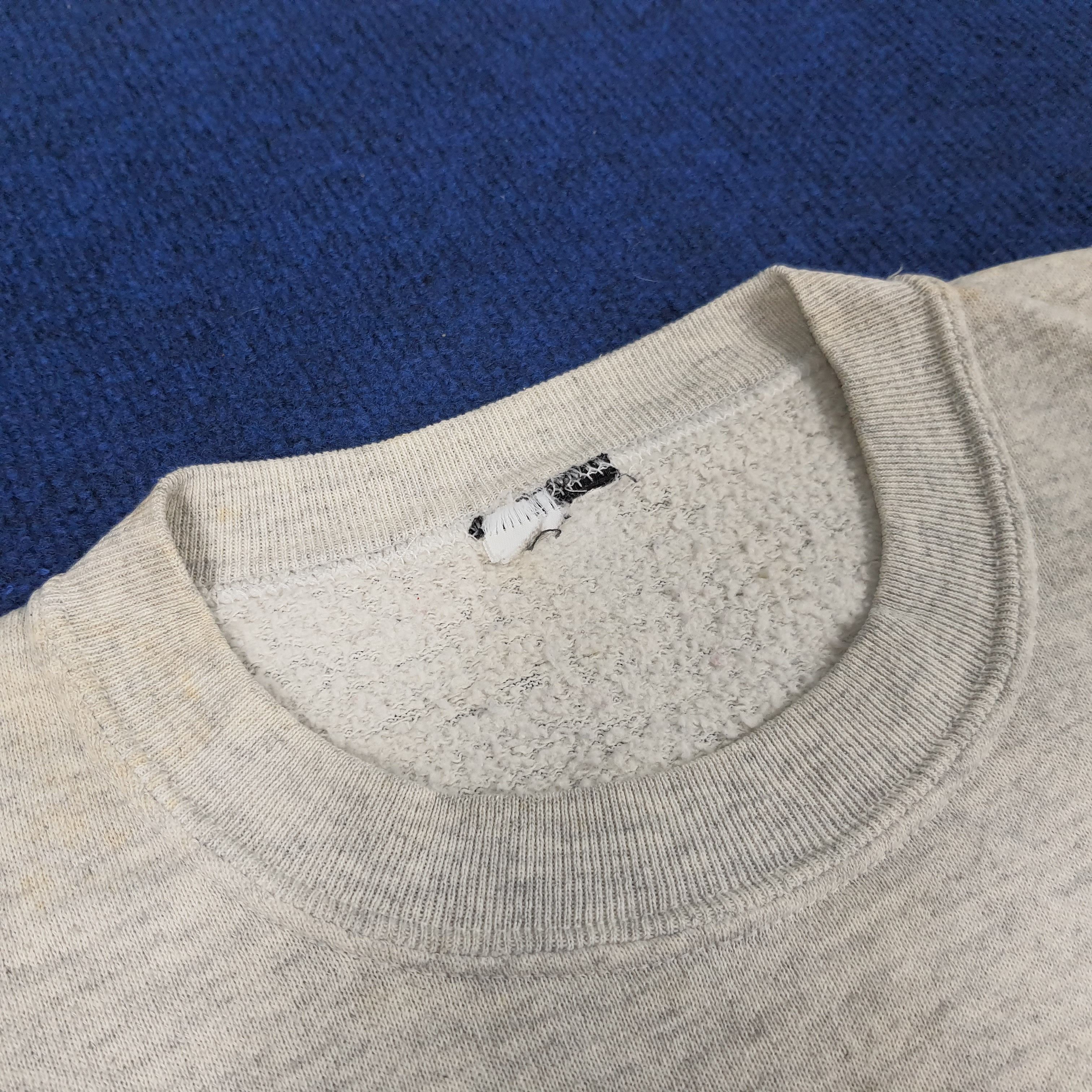 Disney × Vintage Vintage Winnie The Pooh Embroidered Sweatshirts Size US L / EU 52-54 / 3 - 4 Thumbnail