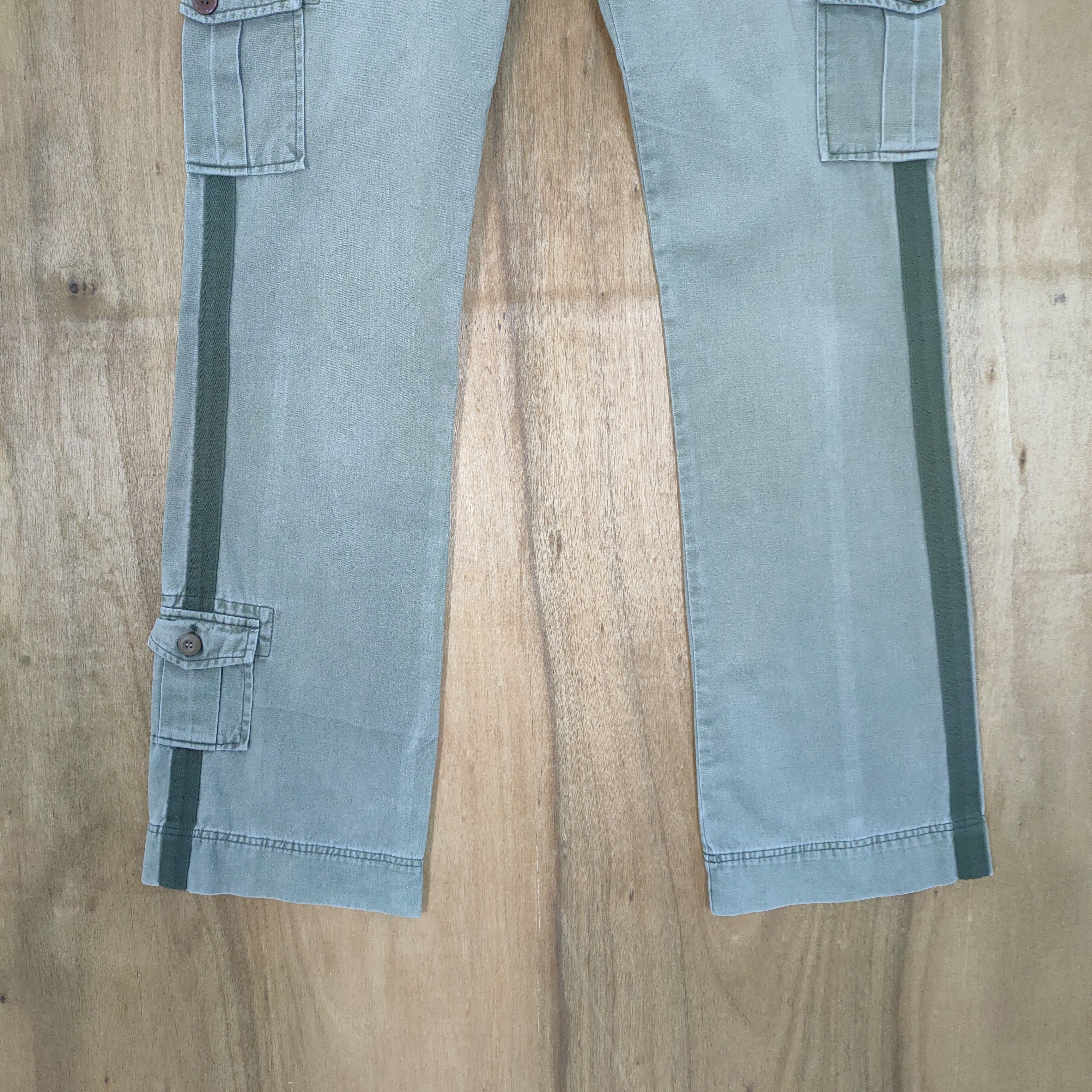 If Six Was Nine × Japanese Brand VINTAGE WOMEN'S JAPANESE FADED FLARED CARGO PANTS Size US 32 / EU 48 - 3 Thumbnail