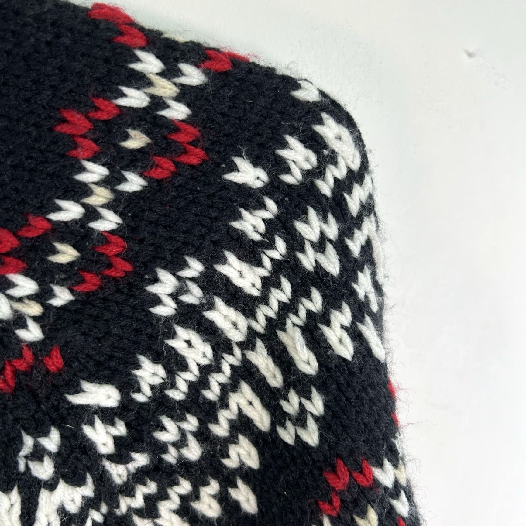 Vintage VINTAGE St. John's Bay Black Geometric Sweater Womens Size L Mock Neck Chunky-Knit Winter Size L / US 10 / IT 46 - 2 Thumbnail