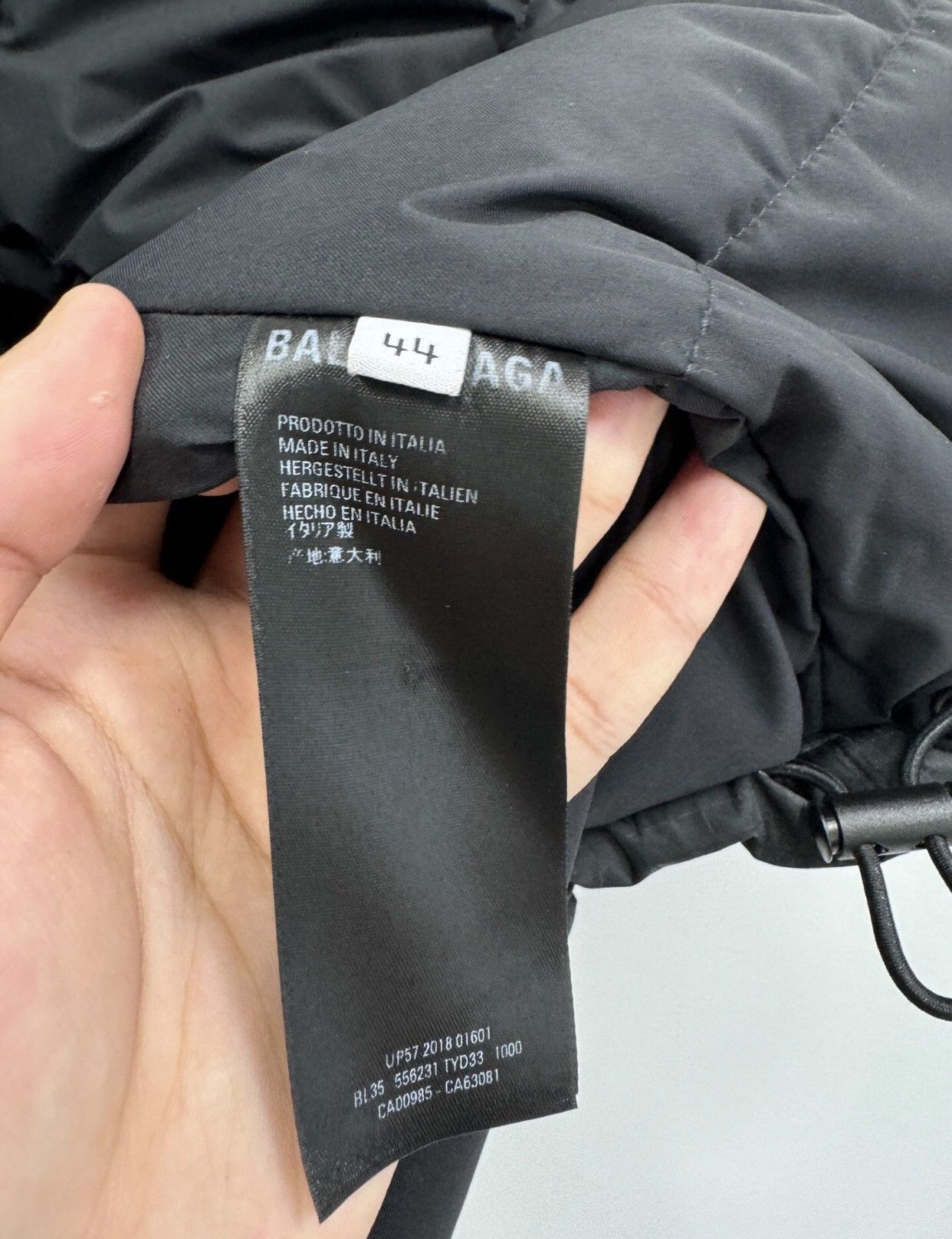 Balenciaga Balenciaga 19Resort Tight-fit Puffer jacket2412-Nextarrow Size US S / EU 44-46 / 1 - 8 Thumbnail