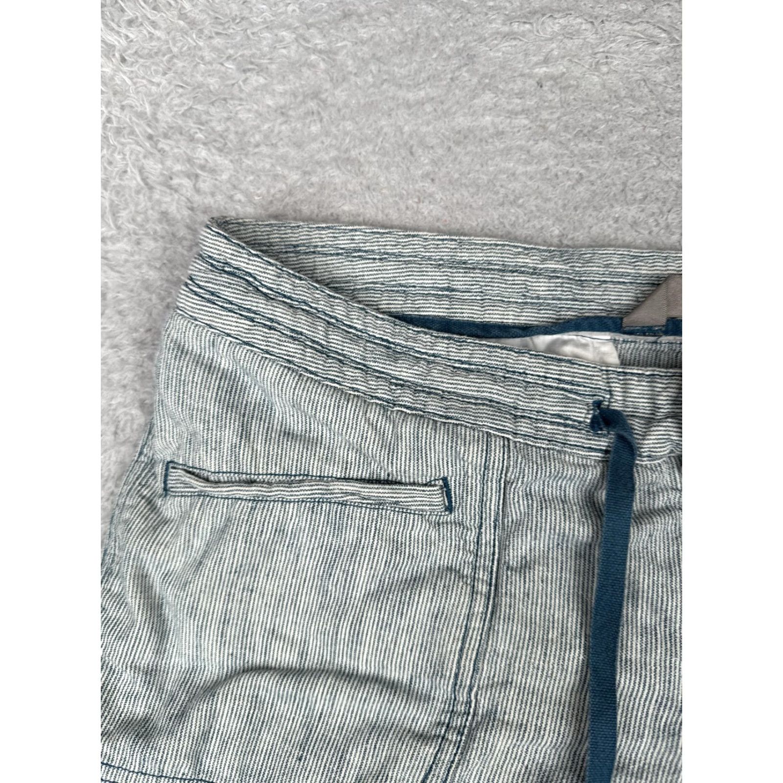 The North Face The North Face Shorts Womens 8 Blue White Stripe Drawstring Casual Summer 30x5 Colorful Outdoor Mens? Size 30" / US 8 / IT 44 - 4 Thumbnail