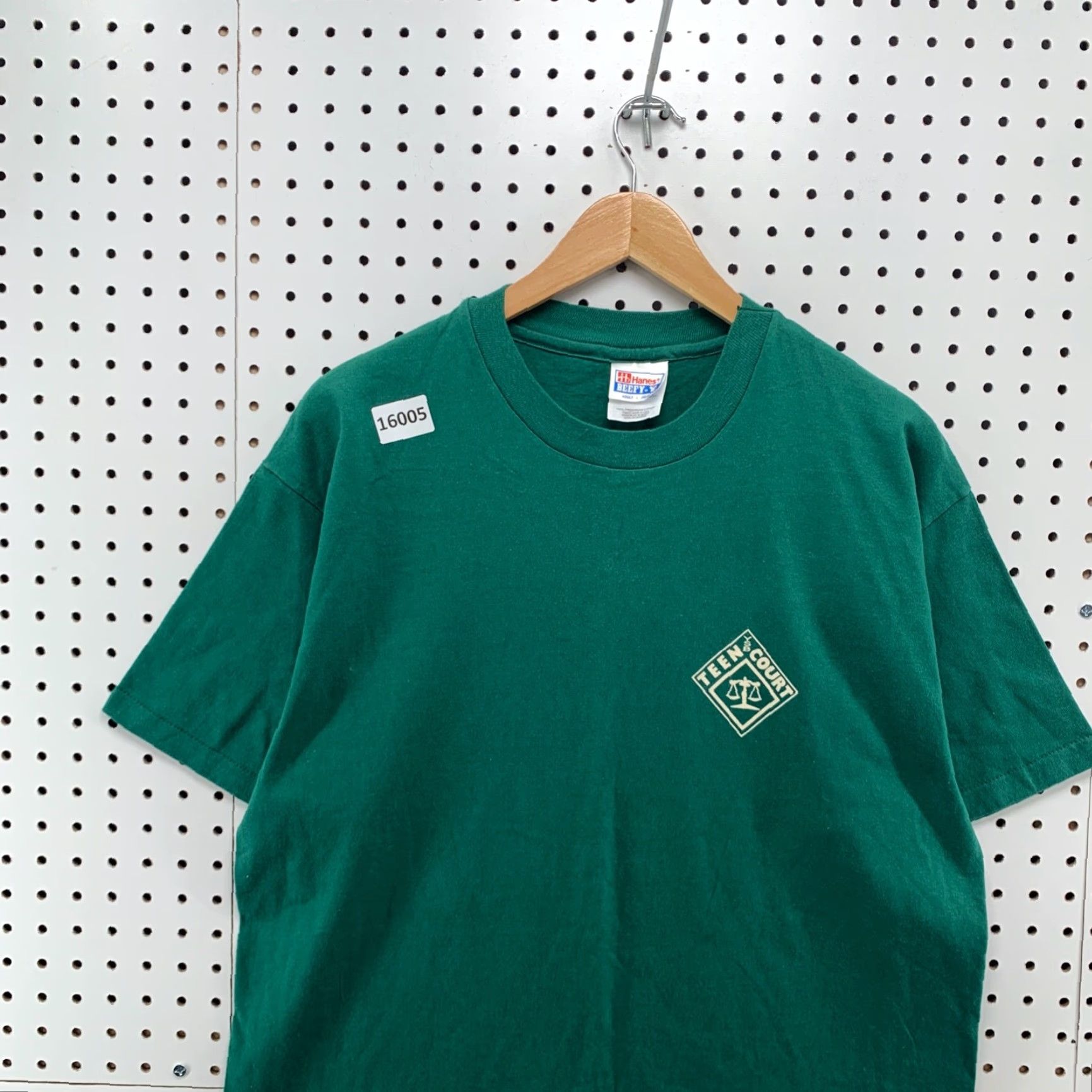 Hanes Vintage Teen Court Shirt Single Stitch Green Adult Large Short Sleeve TEE Size US L / EU 52-54 / 3 - 5 Thumbnail
