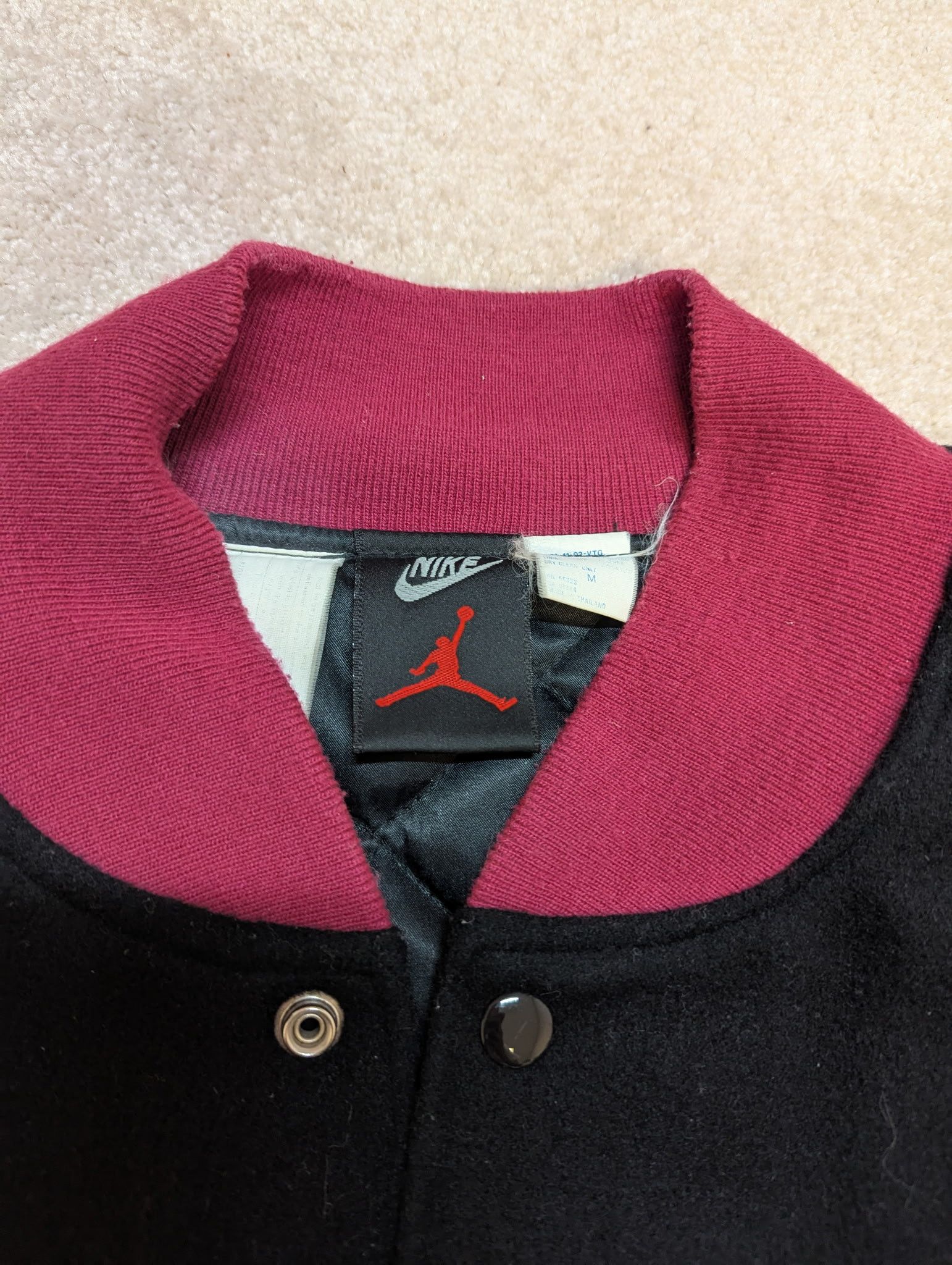 Jordan Brand Nike Air Michael Jordan Varsity Leather Bomber Jacket Size US M / EU 48-50 / 2 - 3 Thumbnail