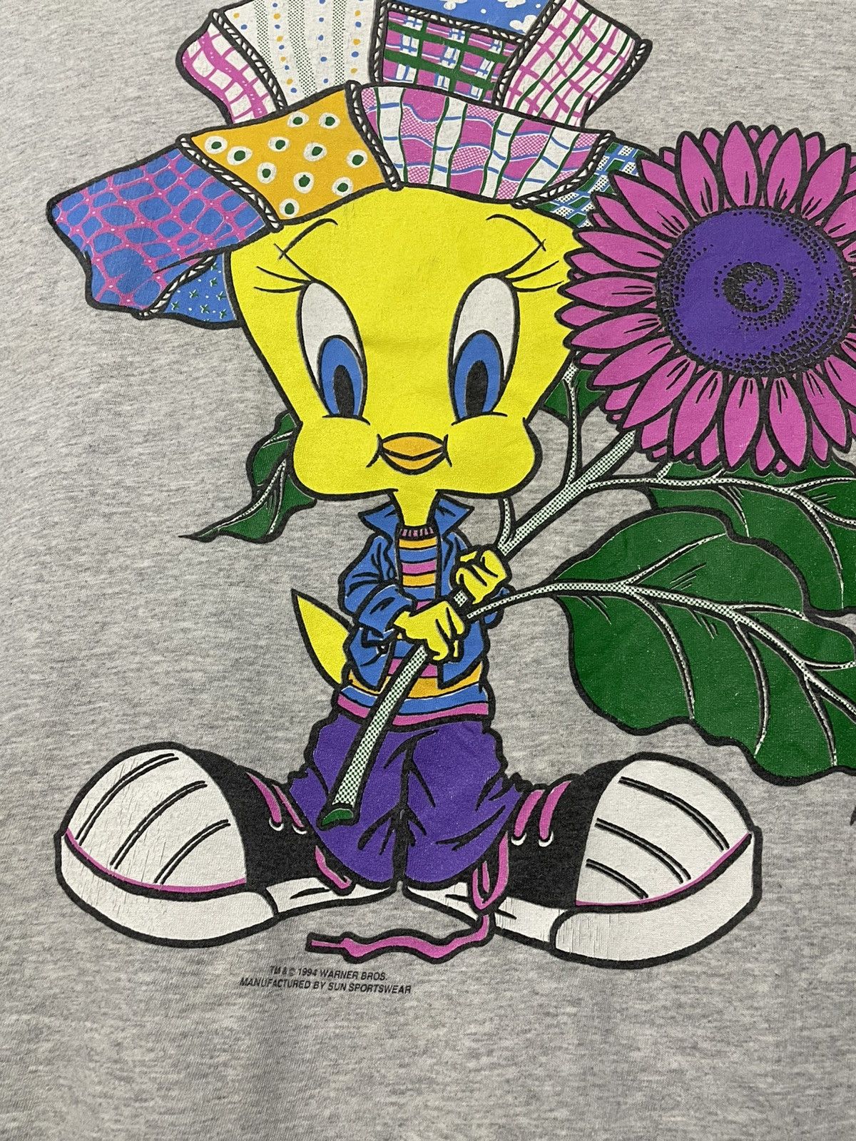 Vintage Vintage 1994 Warner Bross Tweety Bird Looney Tunes Tshirt Size US L / EU 52-54 / 3 - 7 Thumbnail