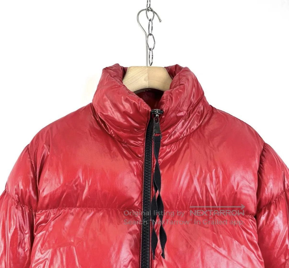 Moncler Red Puffy Winter Jacket Size S. Size US S / EU 44-46 / 1 - 3 Thumbnail
