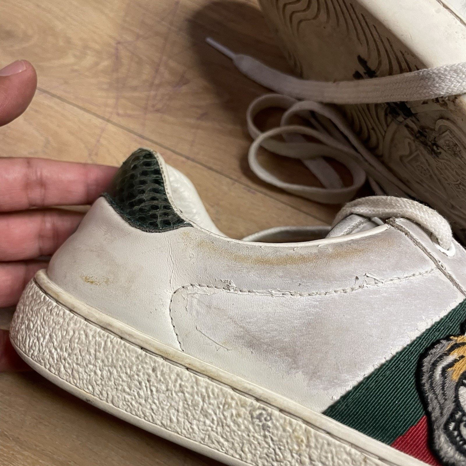 Gucci Gucci Ace Sneakers Tiger Low-Top Trainers shoes leather mens Size US 8 / EU 41 - 13 Thumbnail