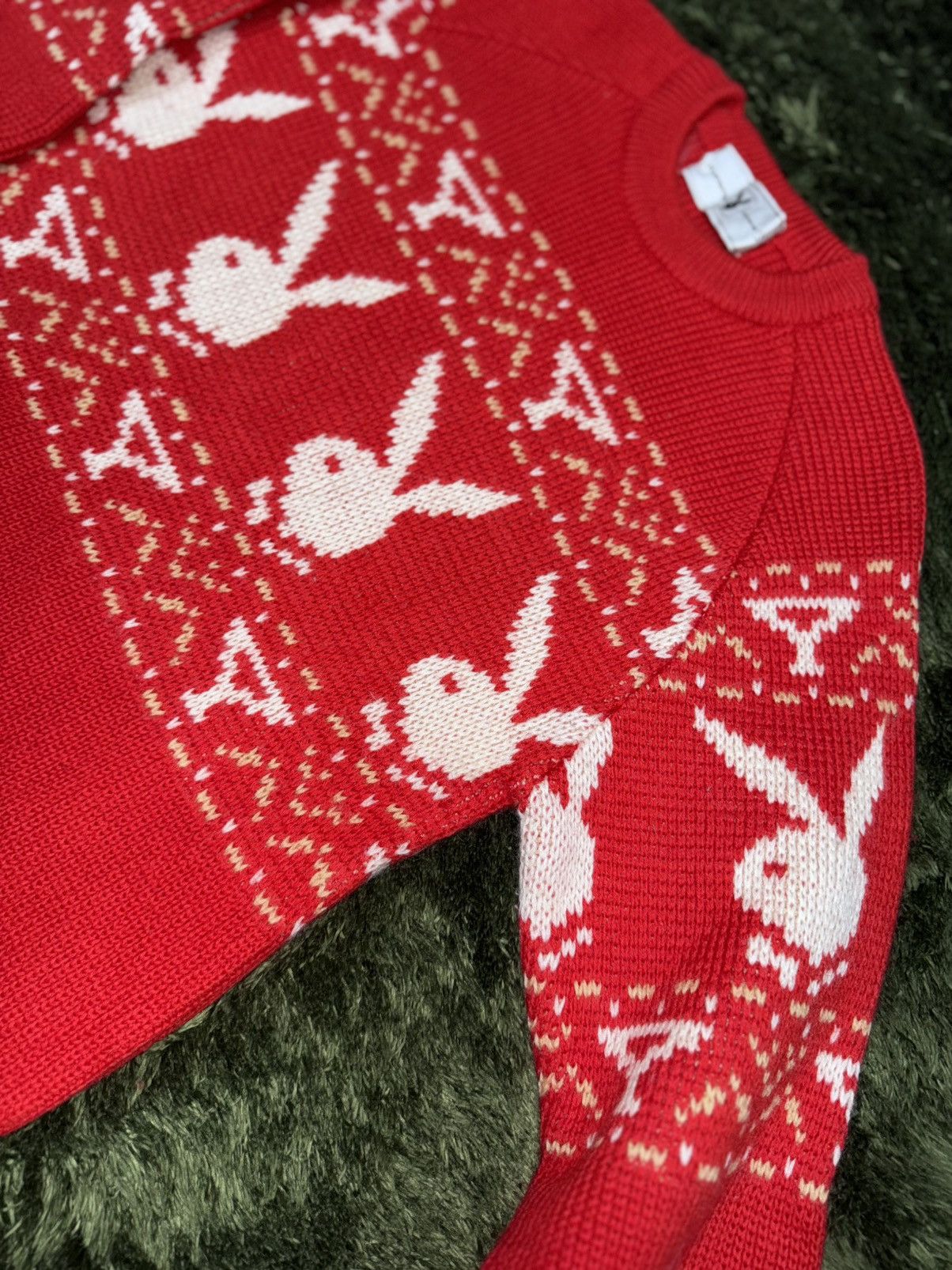 Playboy [S] playboy japan jacquard standard fit knit red Size US S / EU 44-46 / 1 - 3 Thumbnail