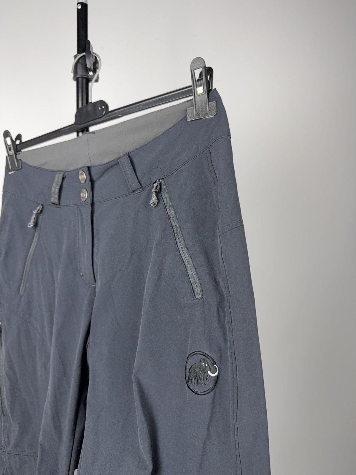 Mammut Mammut Women’s Trekking Softshell Performance Shorts 38 Size 28" / US 6 / IT 42 - 4 Thumbnail