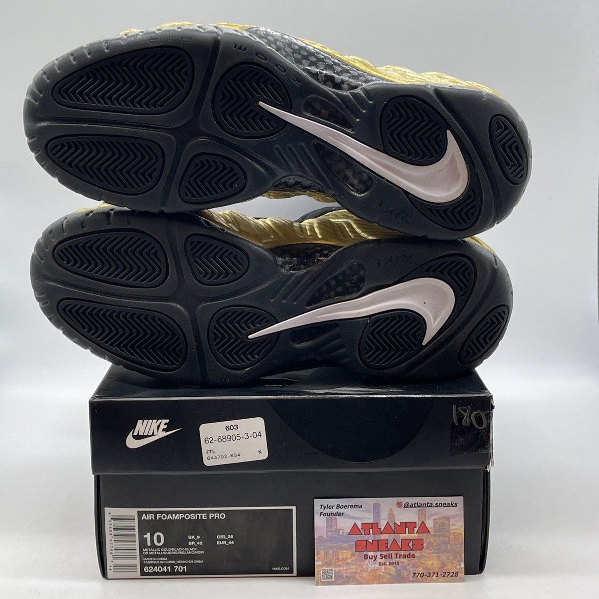 Nike Air foamposite metallic gold Size US 10 / EU 43 - 7 Thumbnail