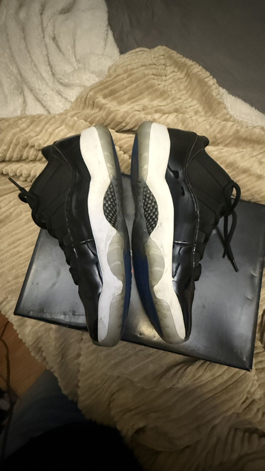 Jordan Brand 2024 Jordan 11 Retro Low ‘Space Jam’ Size US 10.5 / EU 43-44 - 6 Thumbnail