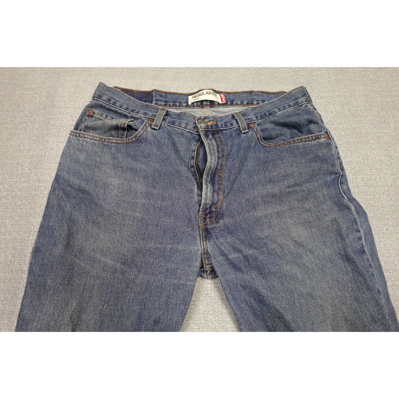 Levi's Levi's 505 Jeans Mens 38x32 Blue Regular Fit Western Cowboy Rancher Light Wash Jeans Size US 38 / EU 54 - 2 Thumbnail