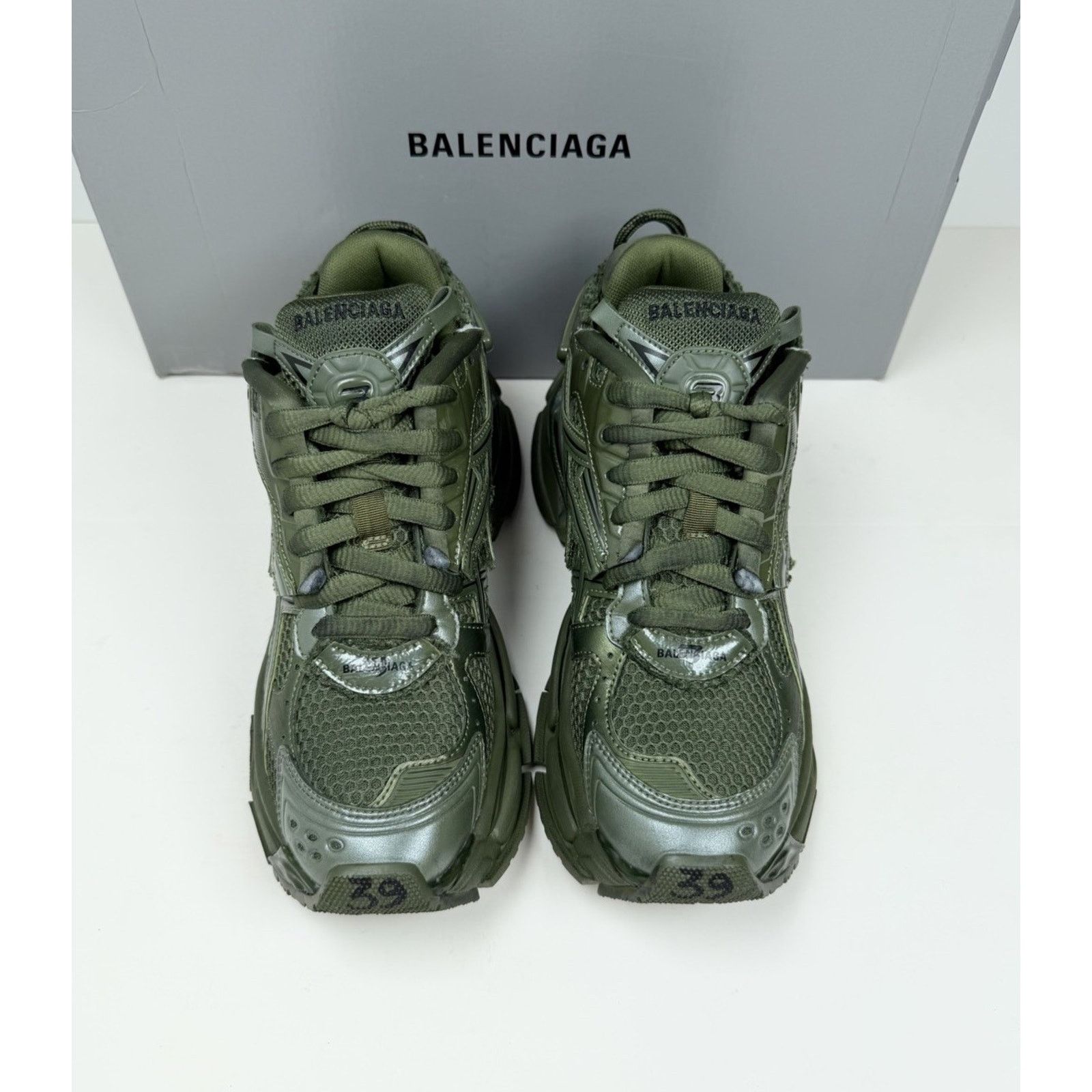 Balenciaga Size 39EU/6US - Balenciaga Runner Olive Green Size US 6 / EU 39 - 3 Thumbnail