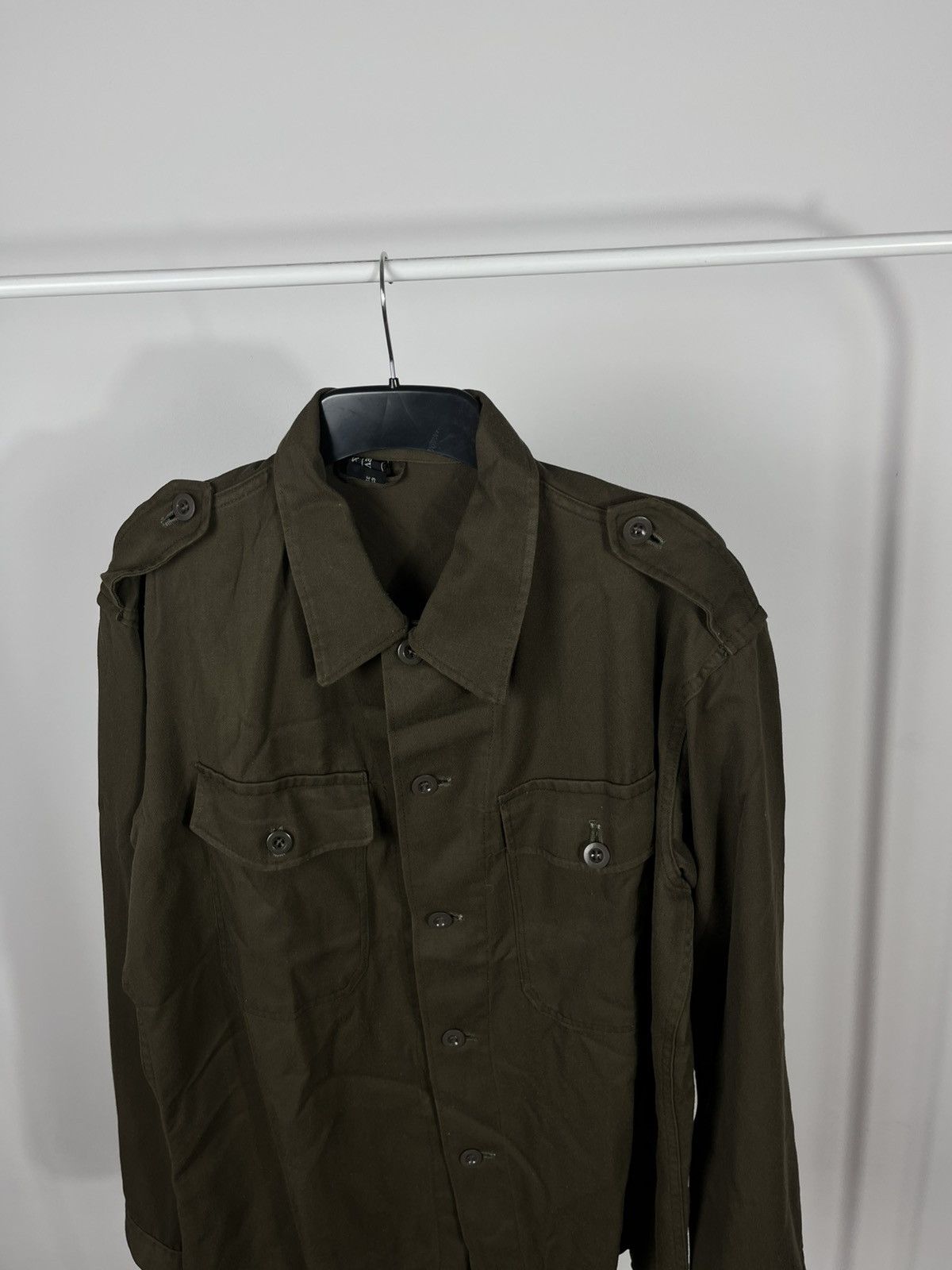 Other Austrian Army Olive Green Military Shirt with Epaulettes Size US XL / EU 56 / 4 - 6 Thumbnail