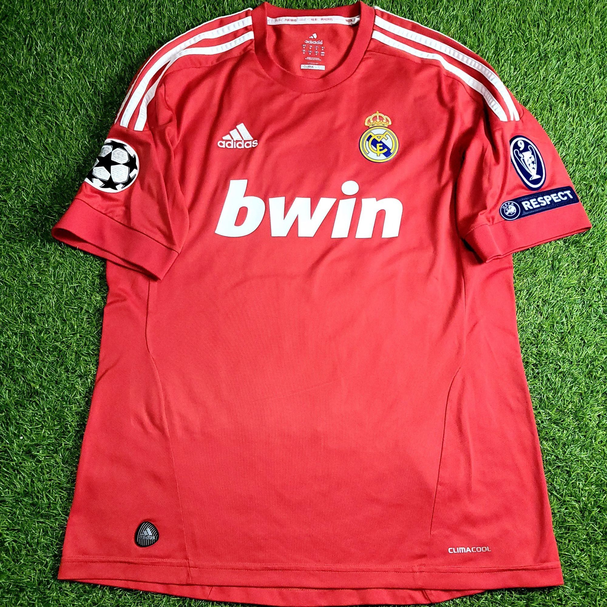 Adidas Ronaldo Real Madrid UEFA 2011 2012 Third Soccer Jersey M Size US M / EU 48-50 / 2 - 2 Thumbnail