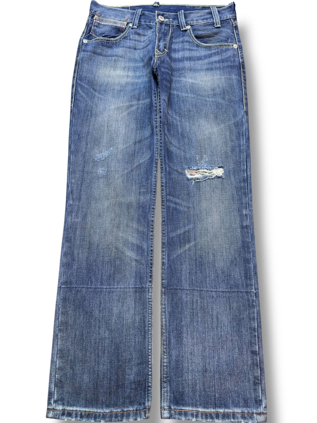 Levi's Vintage Clothing Vintage Levi’s 504 Baggy Straight Whiskers Distressed Denim Size US 33 - 1 Thumbnail